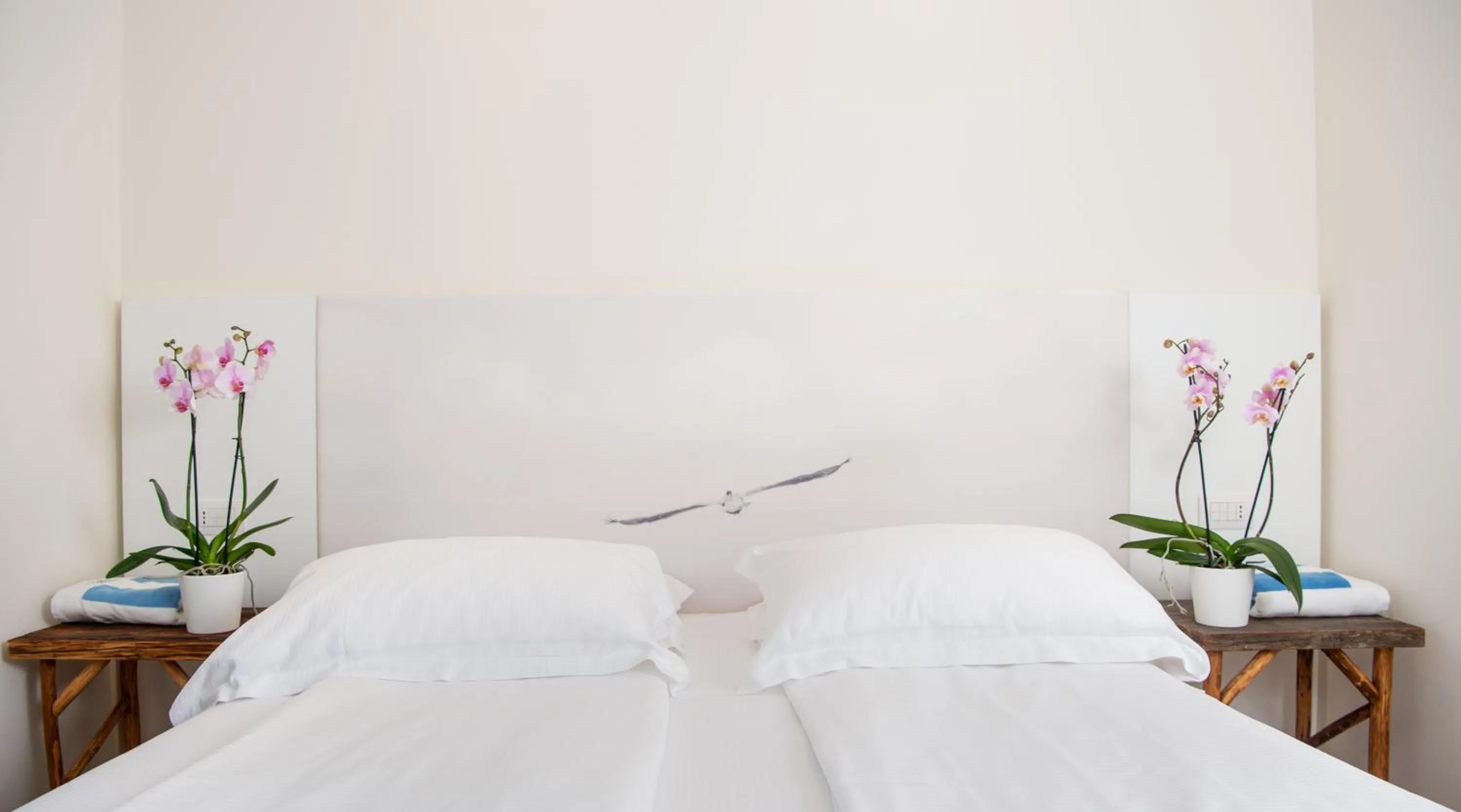 Bedroom, Bed in Hotel Mediterraneo