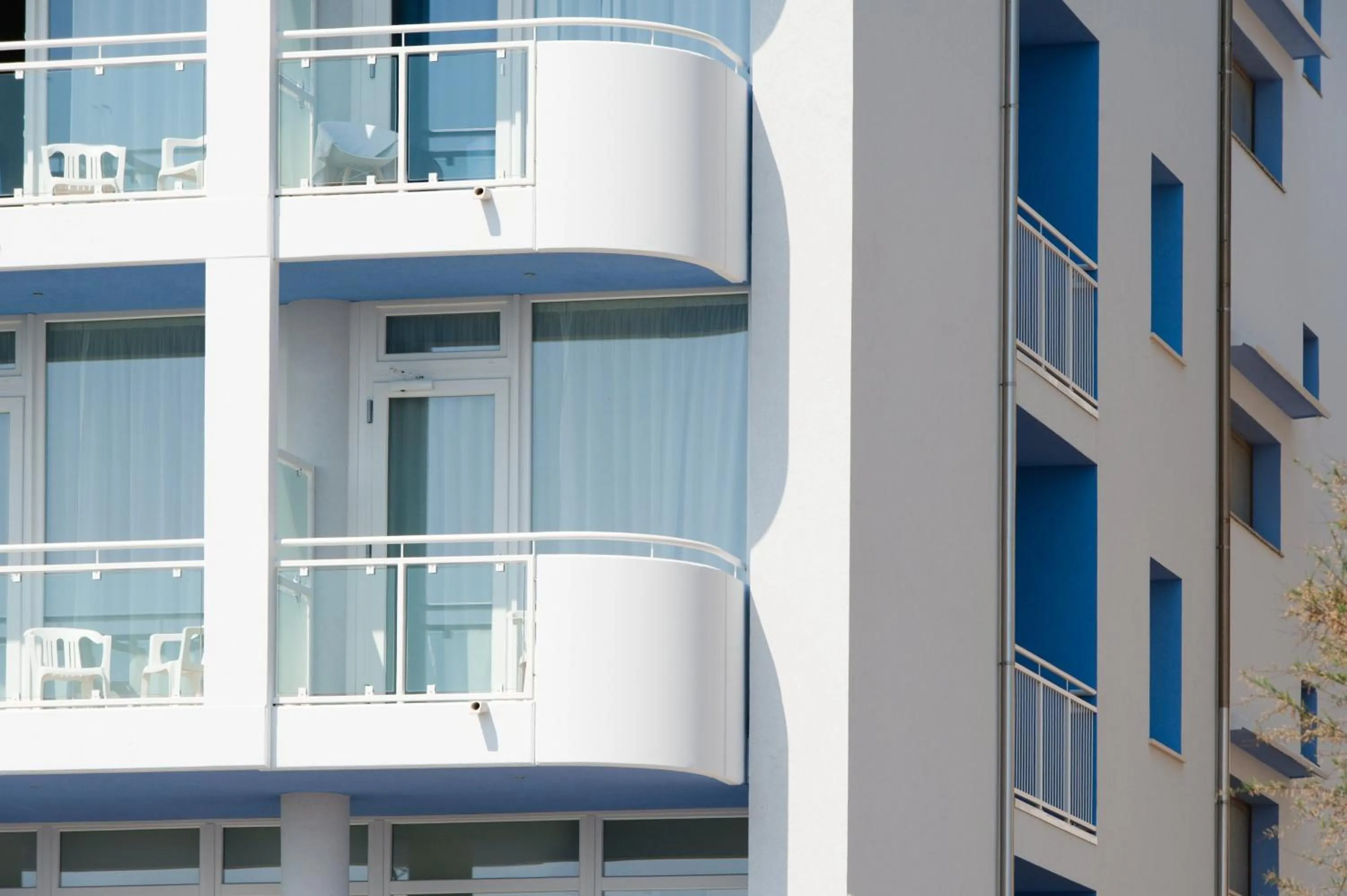 Facade/entrance in Hotel Mediterraneo
