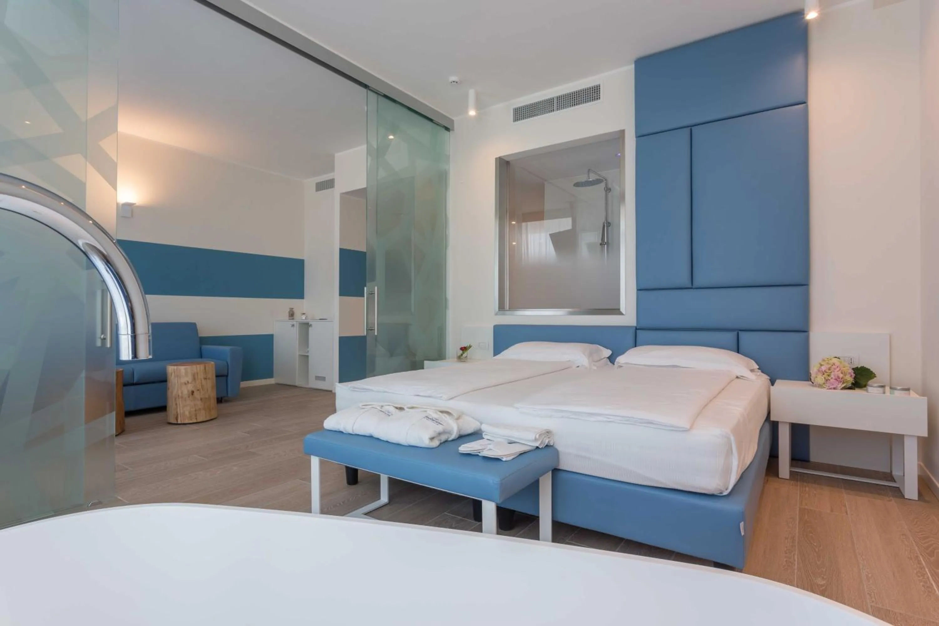 Bed in Hotel Mediterraneo