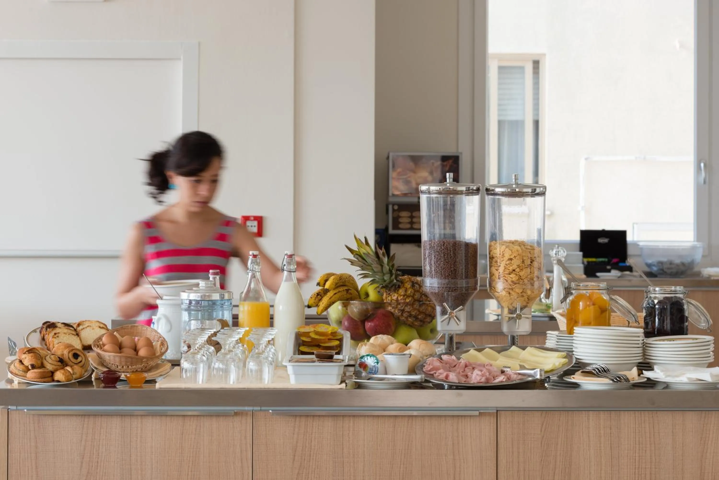 Restaurant/places to eat in Hotel Mediterraneo