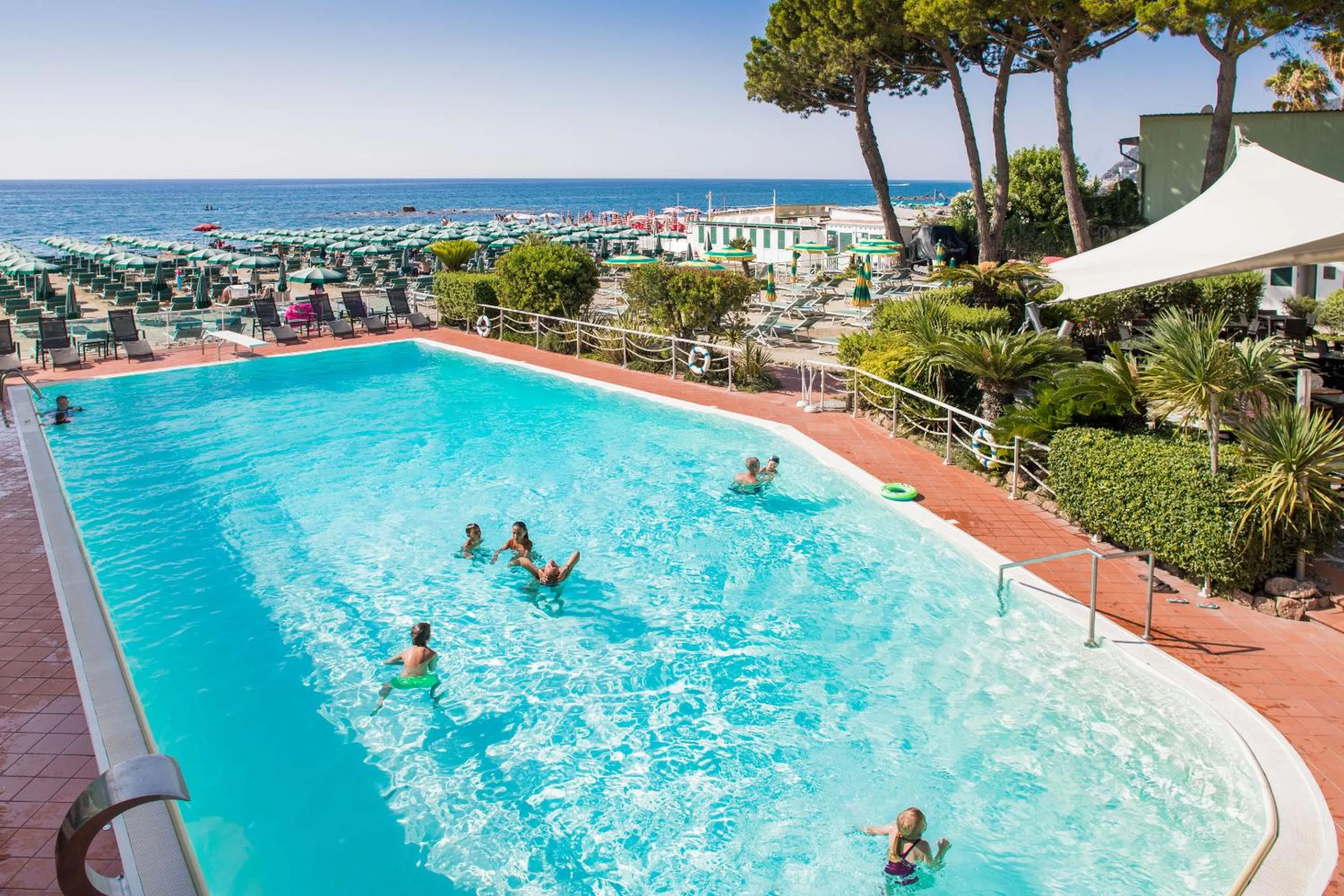Pool view in Hotel Gabriella