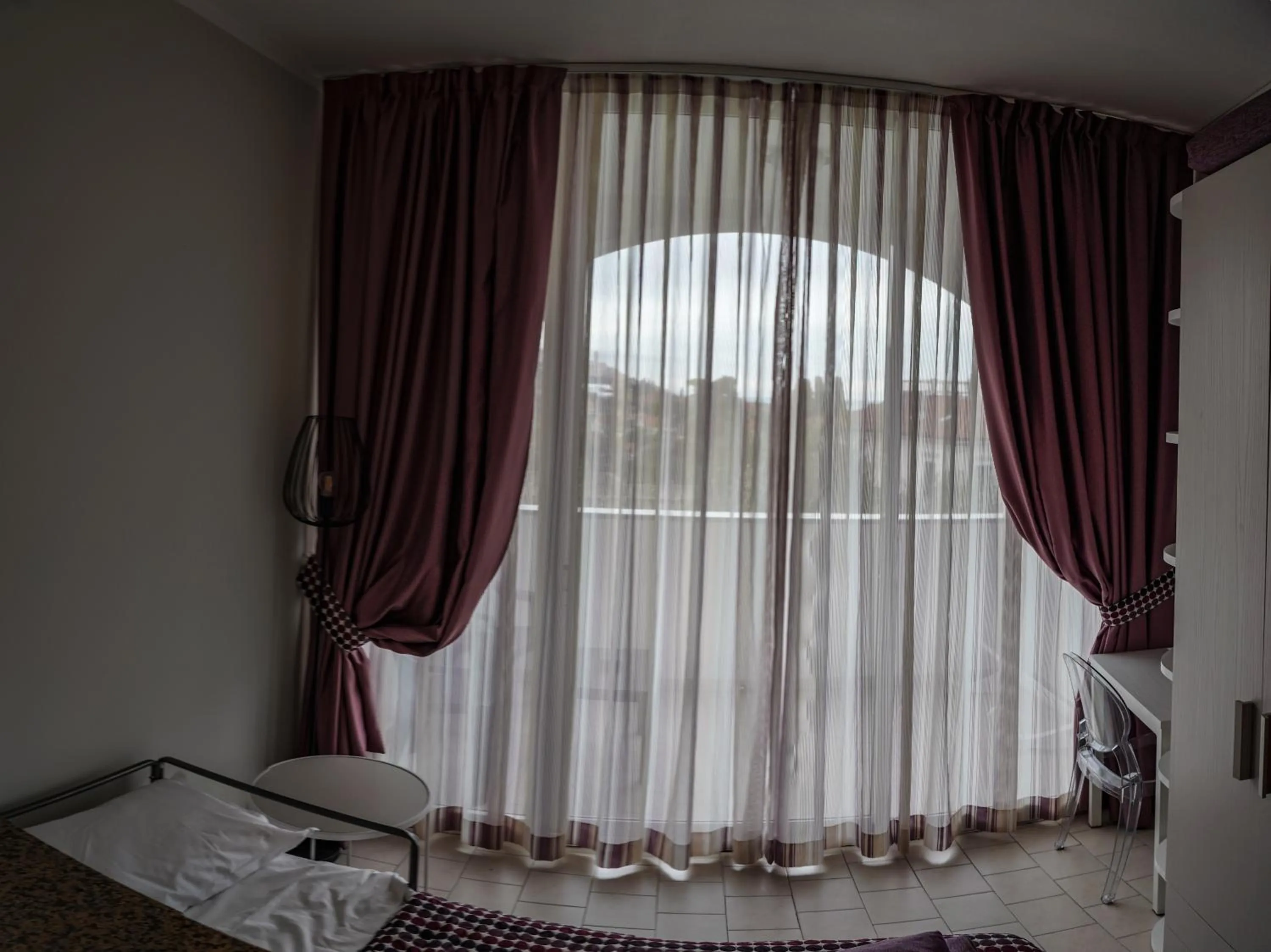 View (from property/room), Bed in Hotel Bellavista