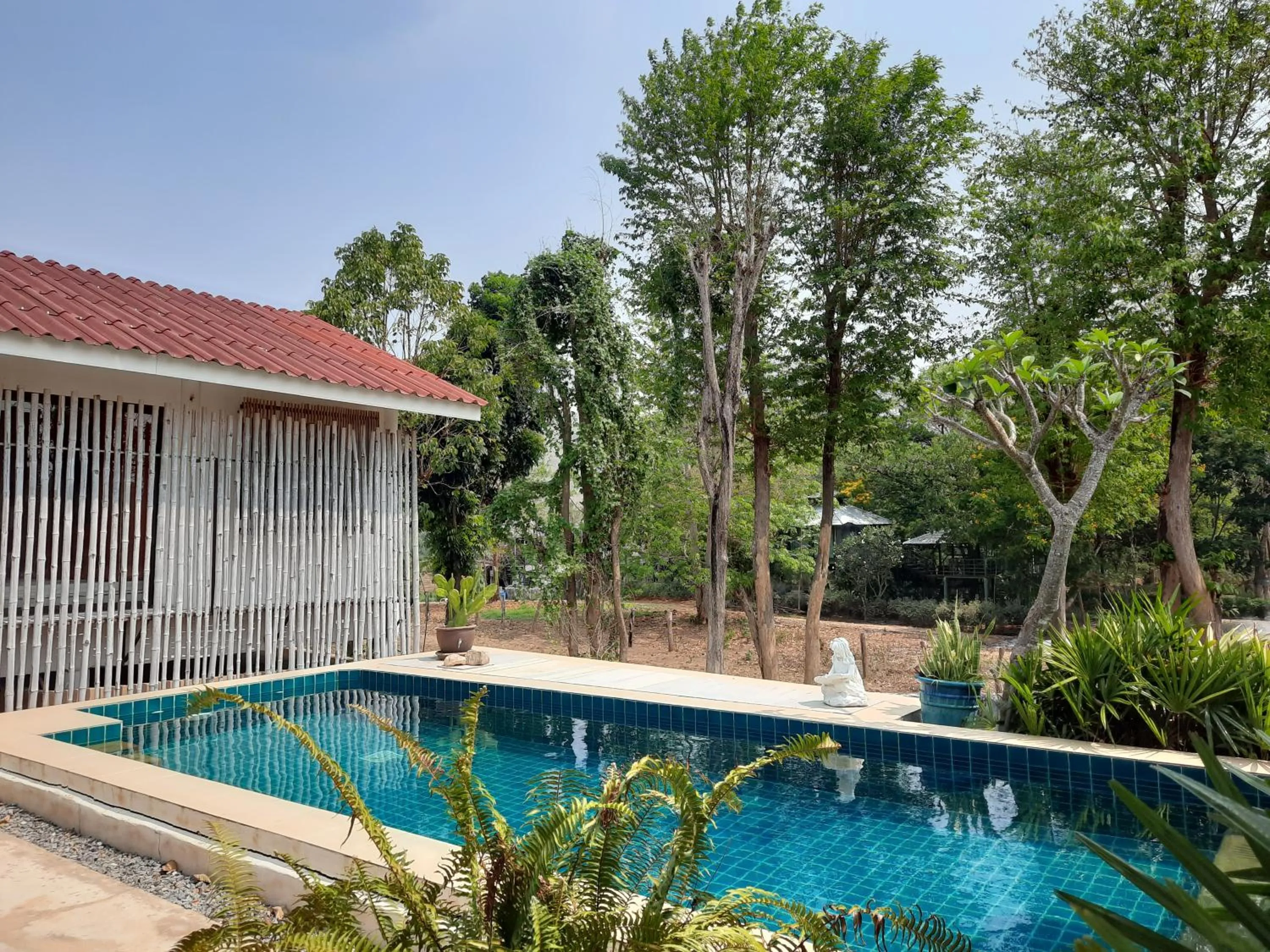 Chasorn Riverside Resort