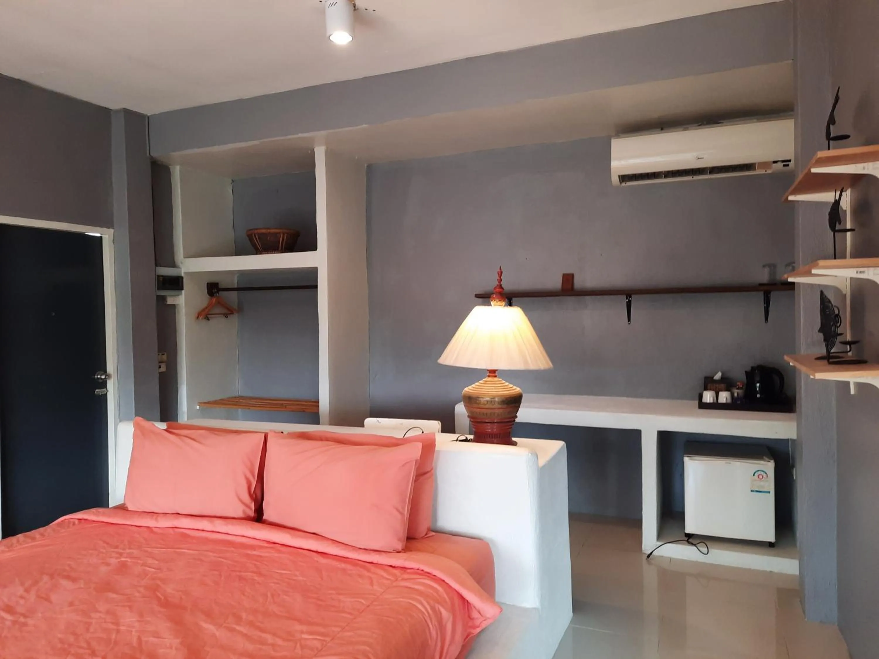 Chasorn Riverside Resort