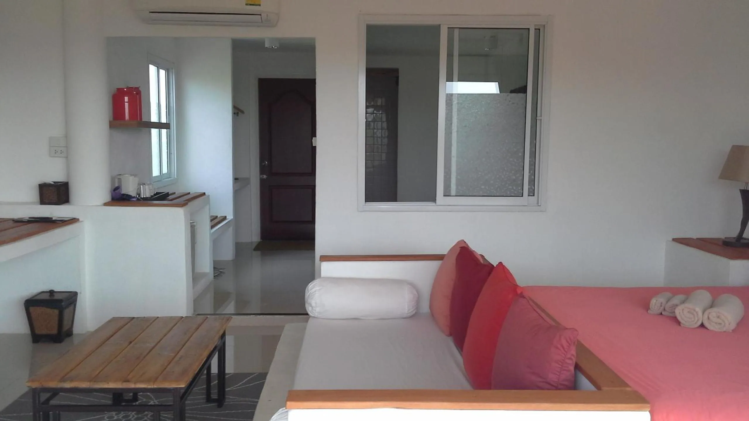 Photo of the whole room in Chasorn Riverside Resort