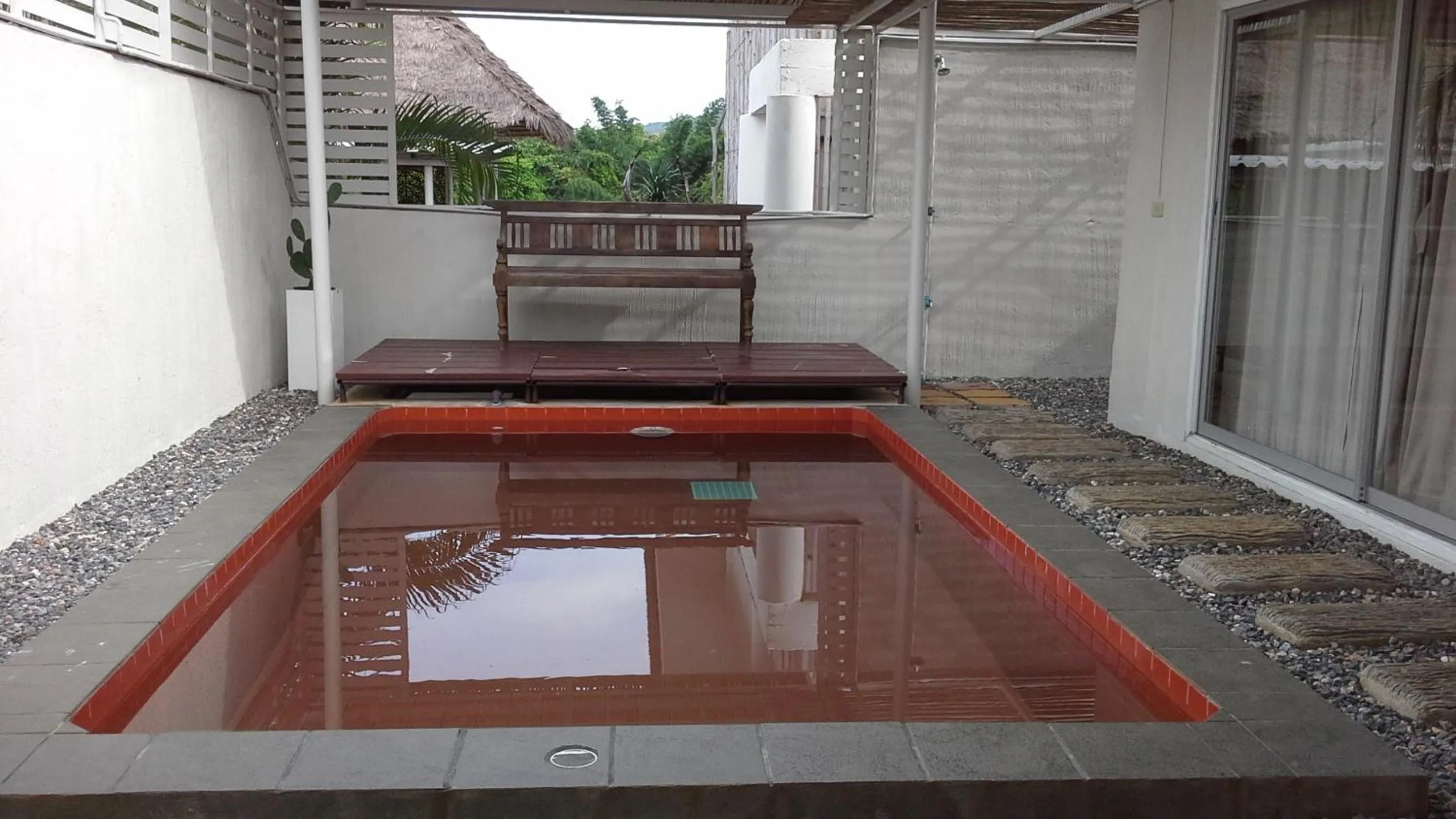 Swimming pool in Chasorn Riverside Resort