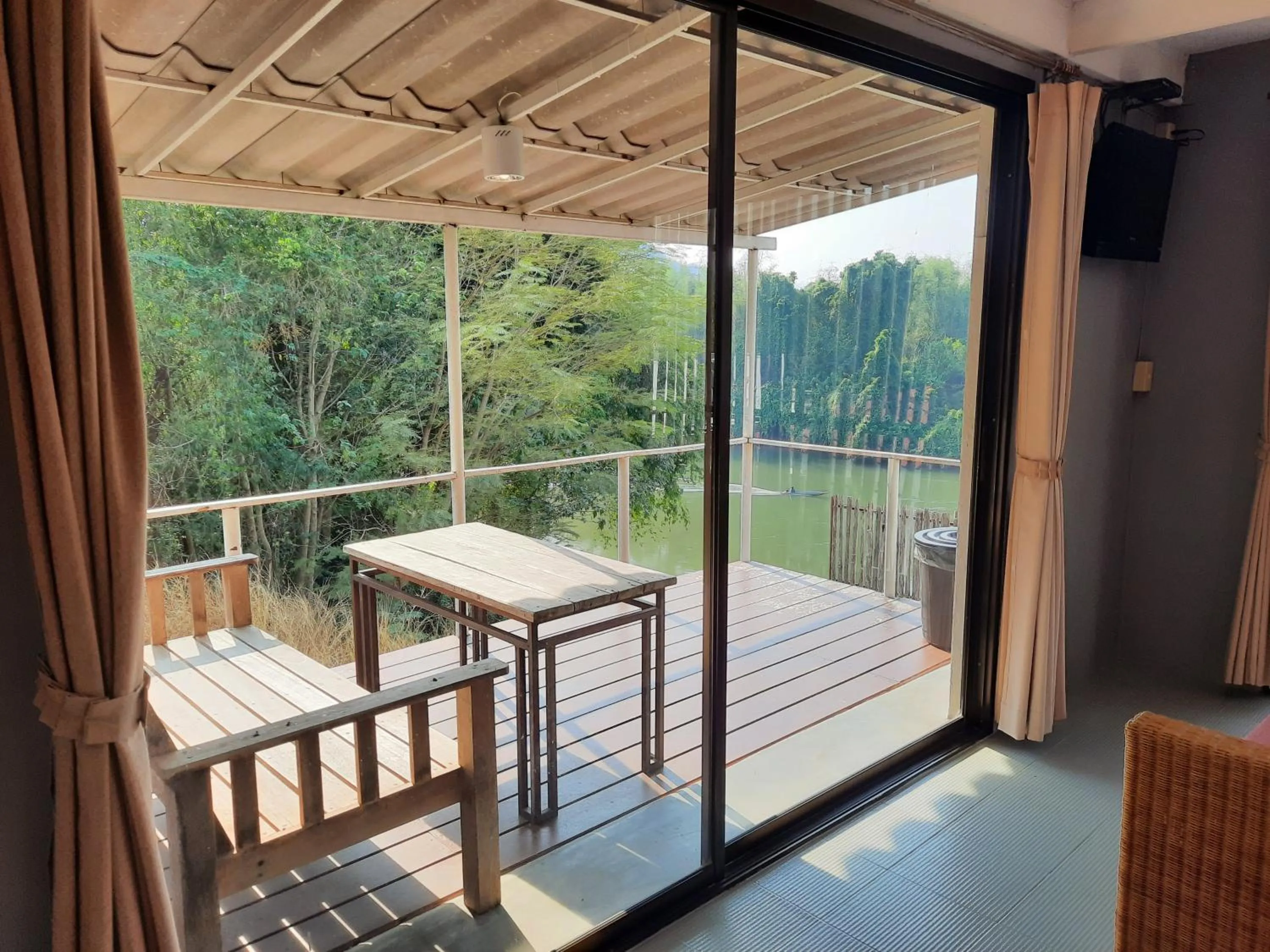 Chasorn Riverside Resort