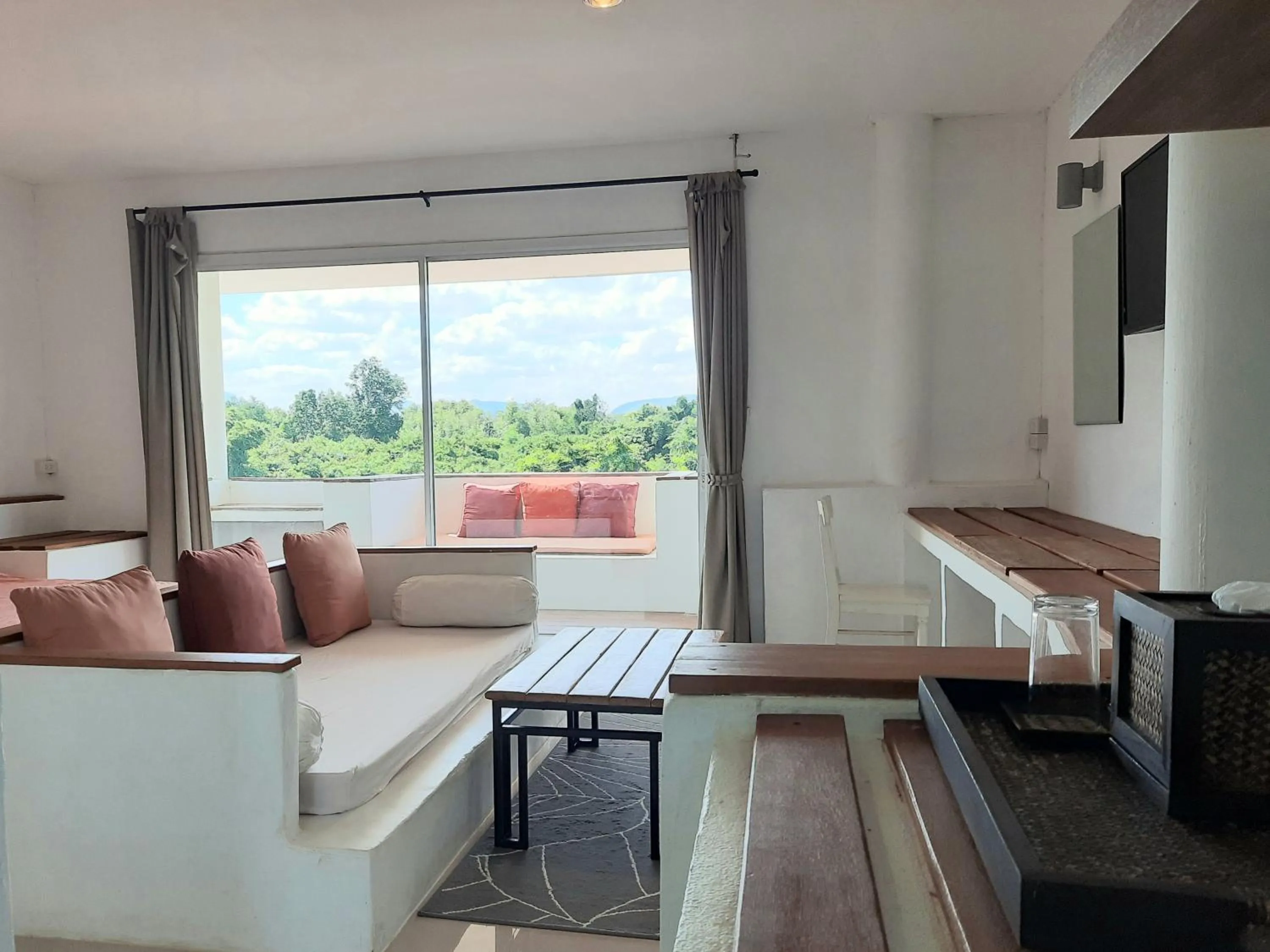 Chasorn Riverside Resort