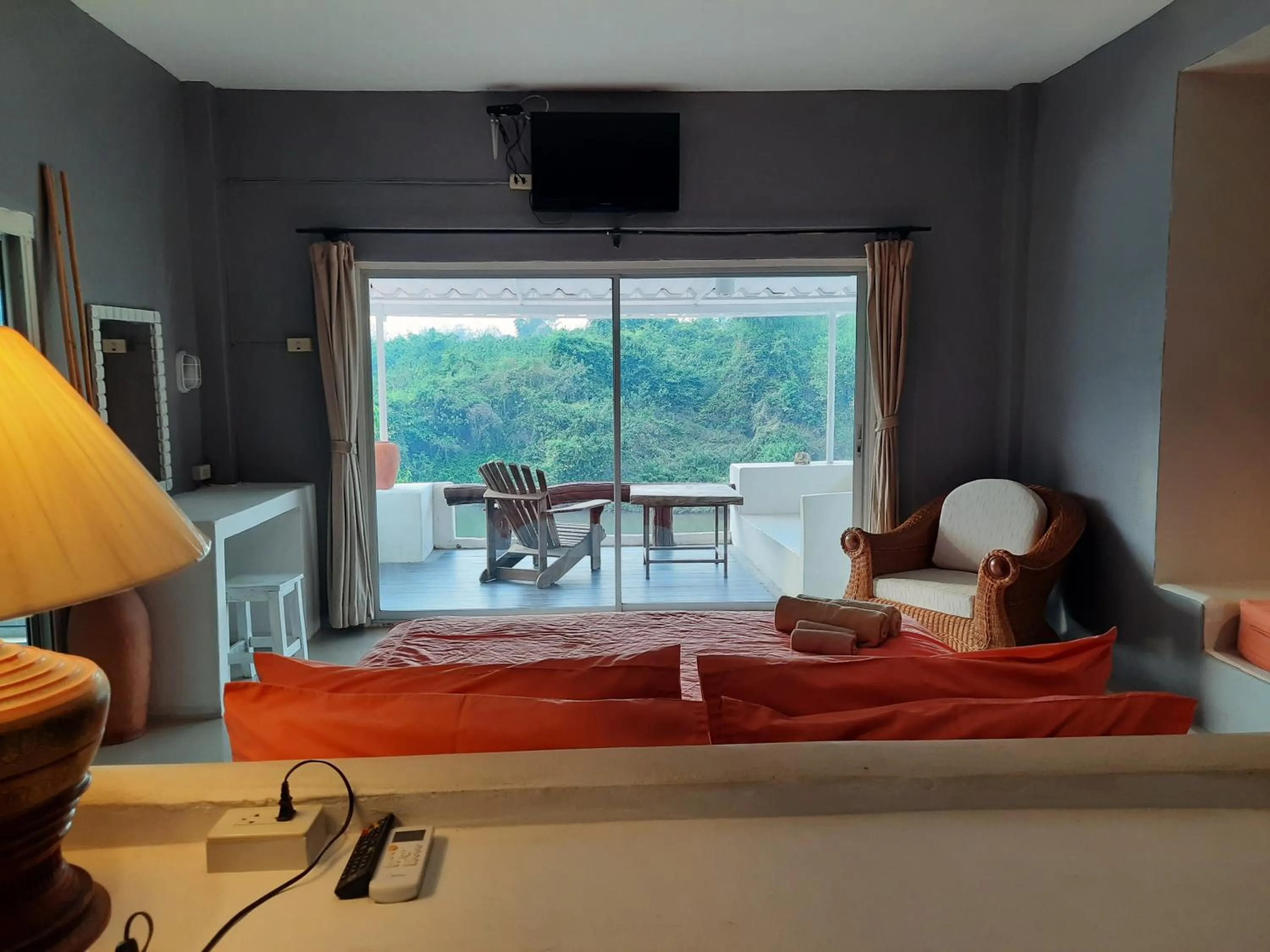 Chasorn Riverside Resort