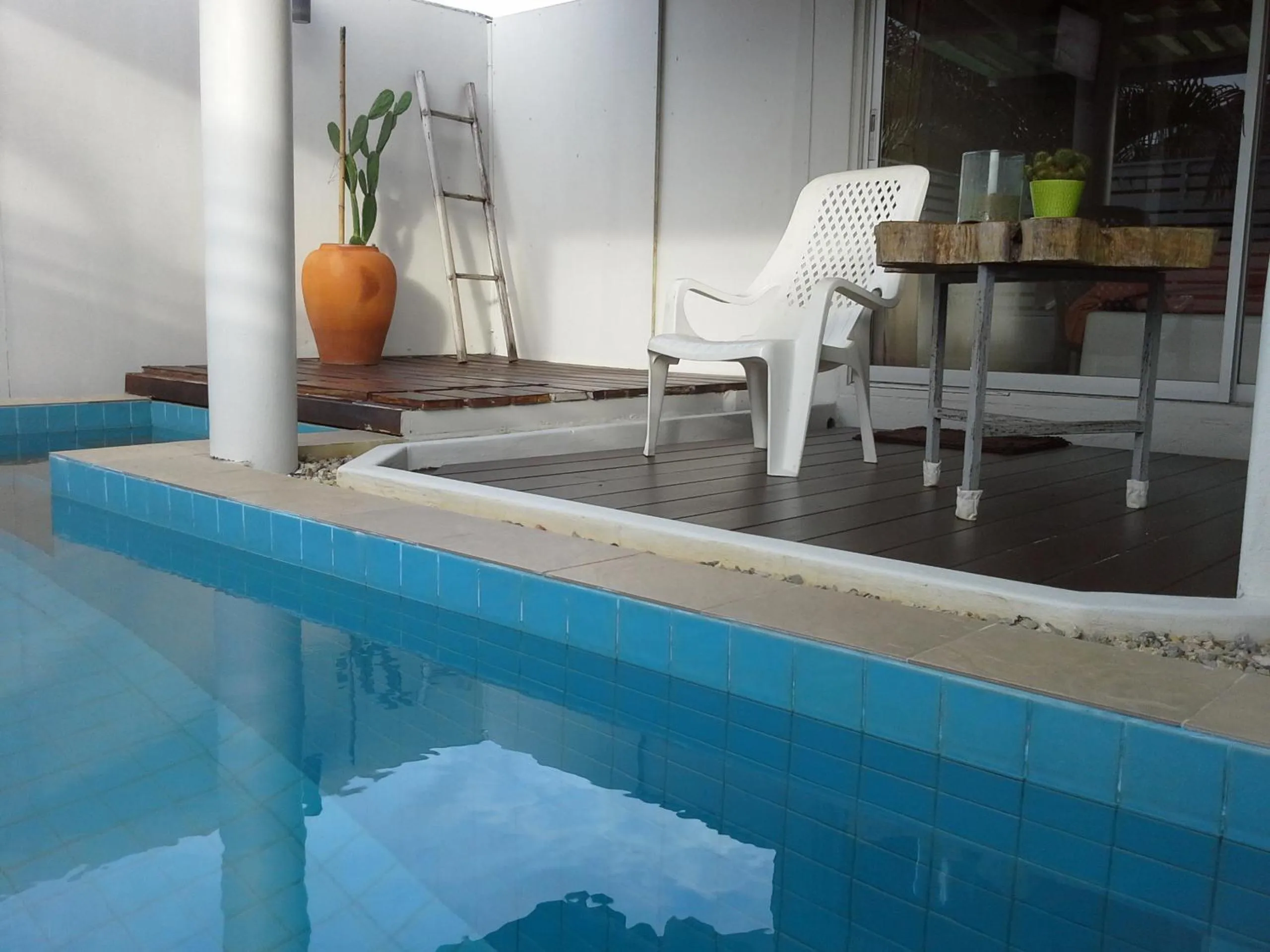 Swimming pool in Chasorn Riverside Resort