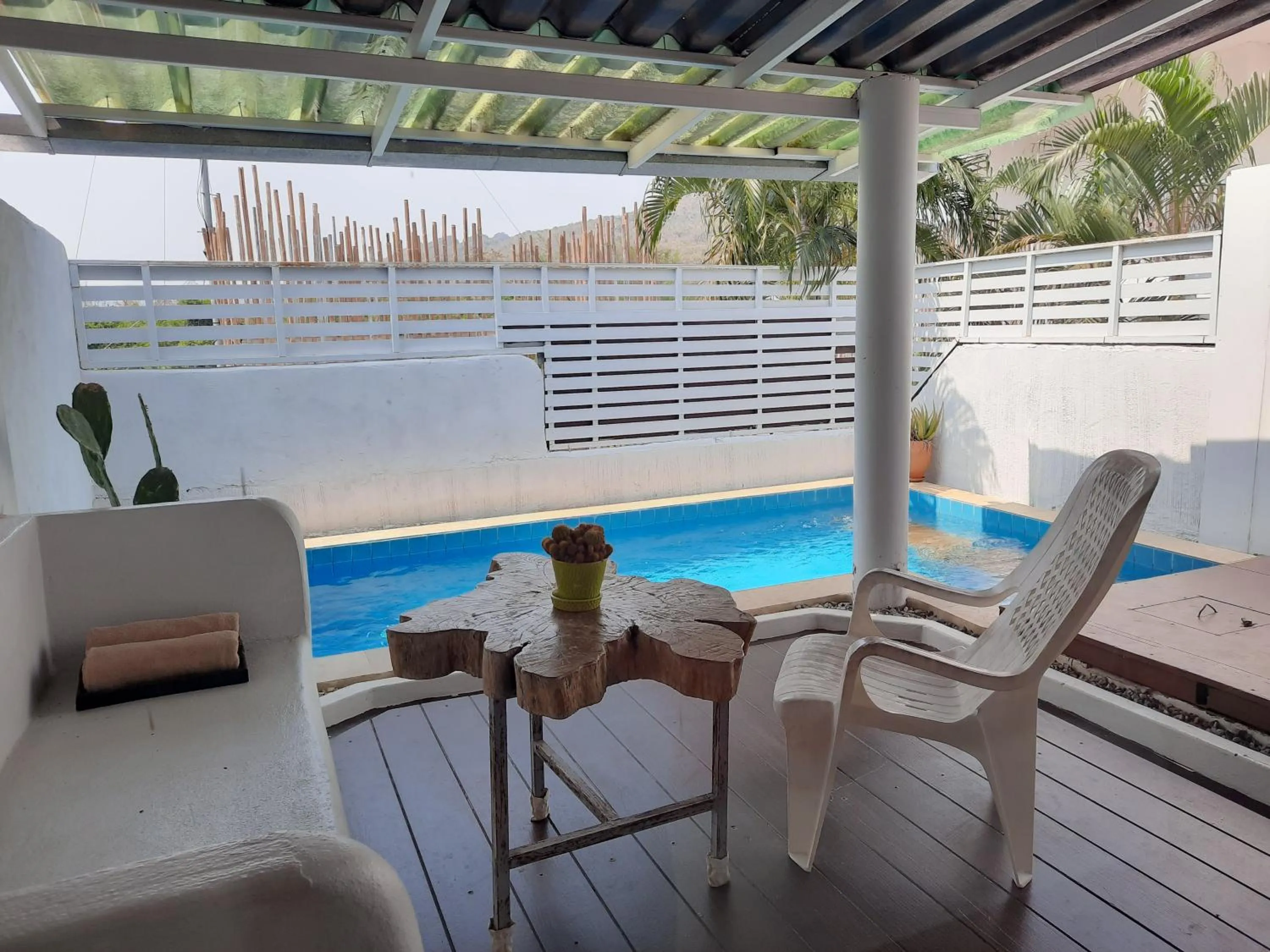 Chasorn Riverside Resort