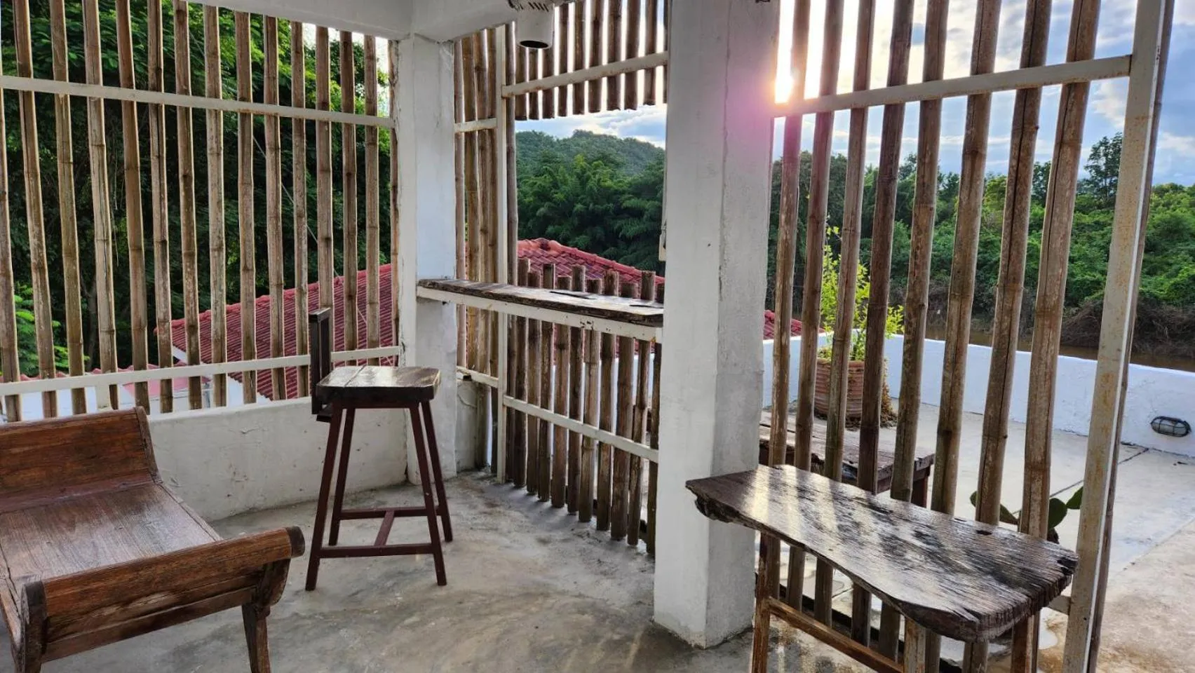 Chasorn Riverside Resort