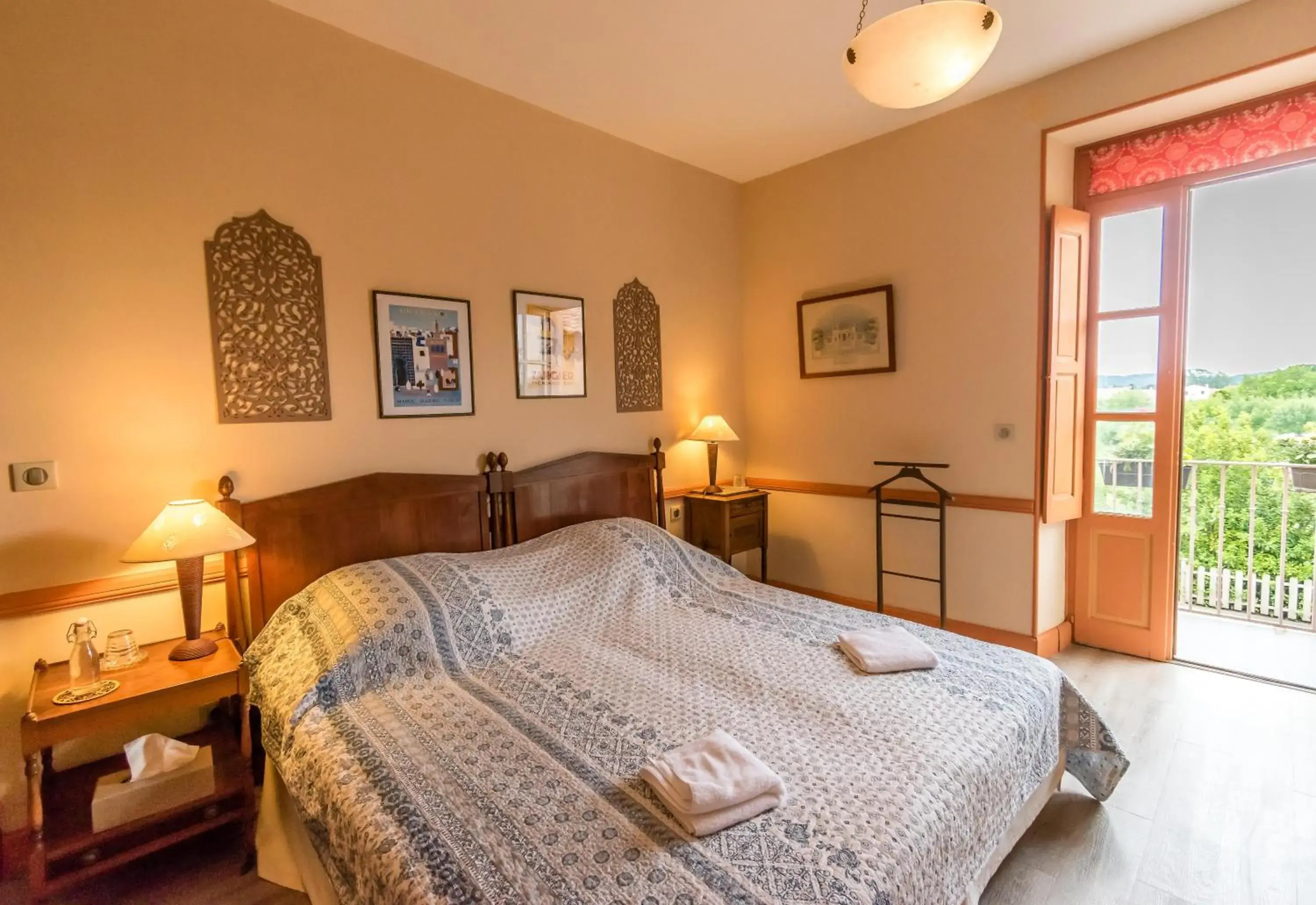 Double Room with Balcony in Villa Limonade, maison d'hotes Double Room with Balcony in Villa Limonade, maison d'hotes