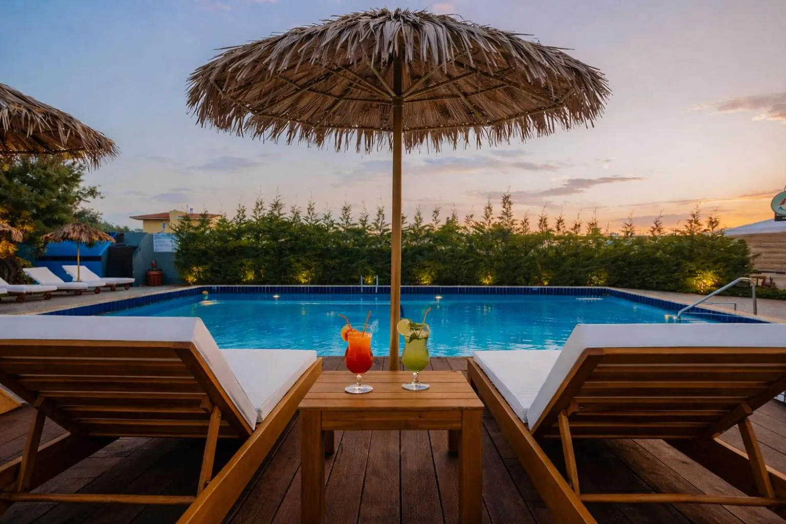 Swimming pool in Maritina Apartments