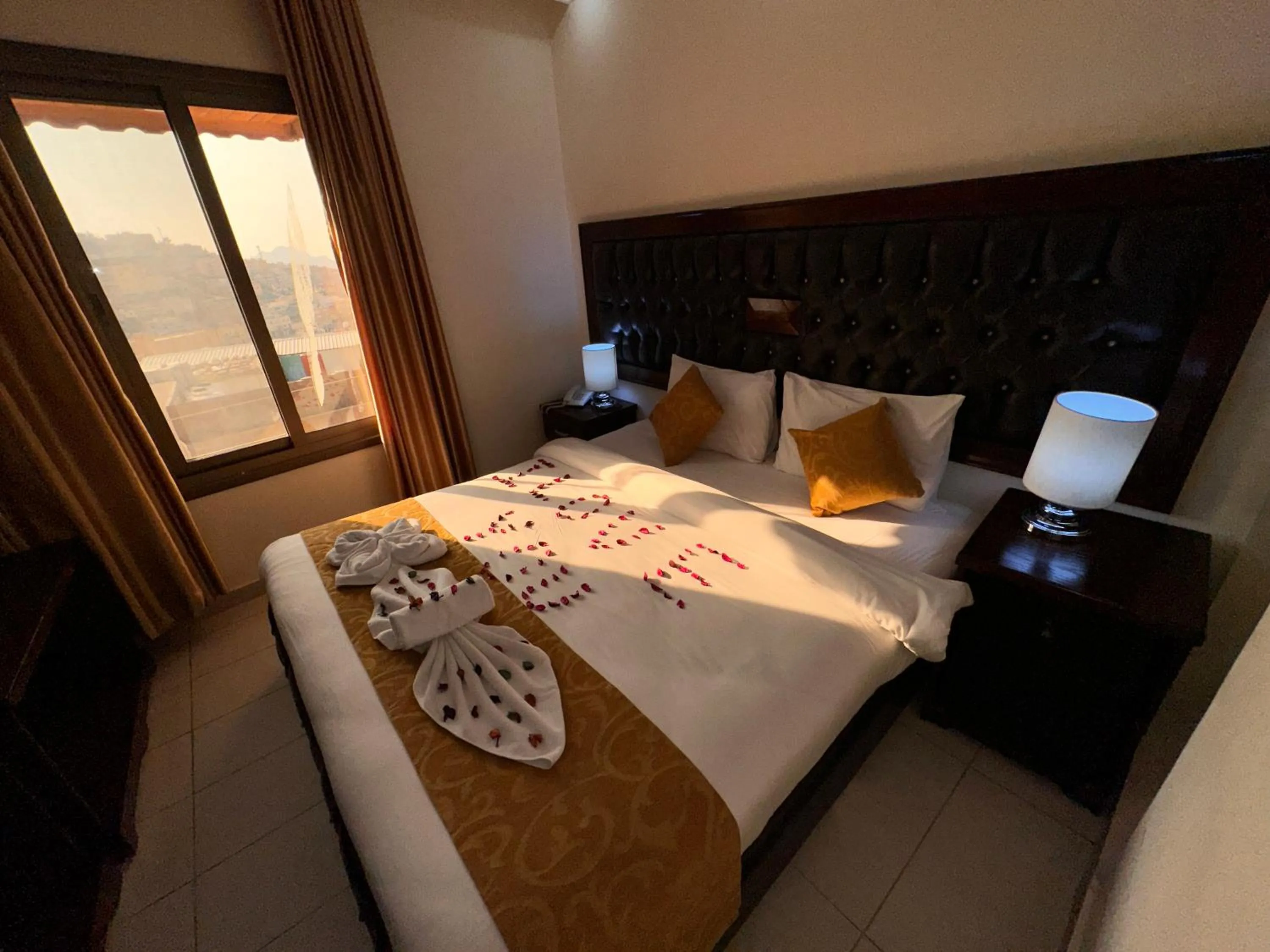 Bedroom, Bed in Sharah Mountains Hotel