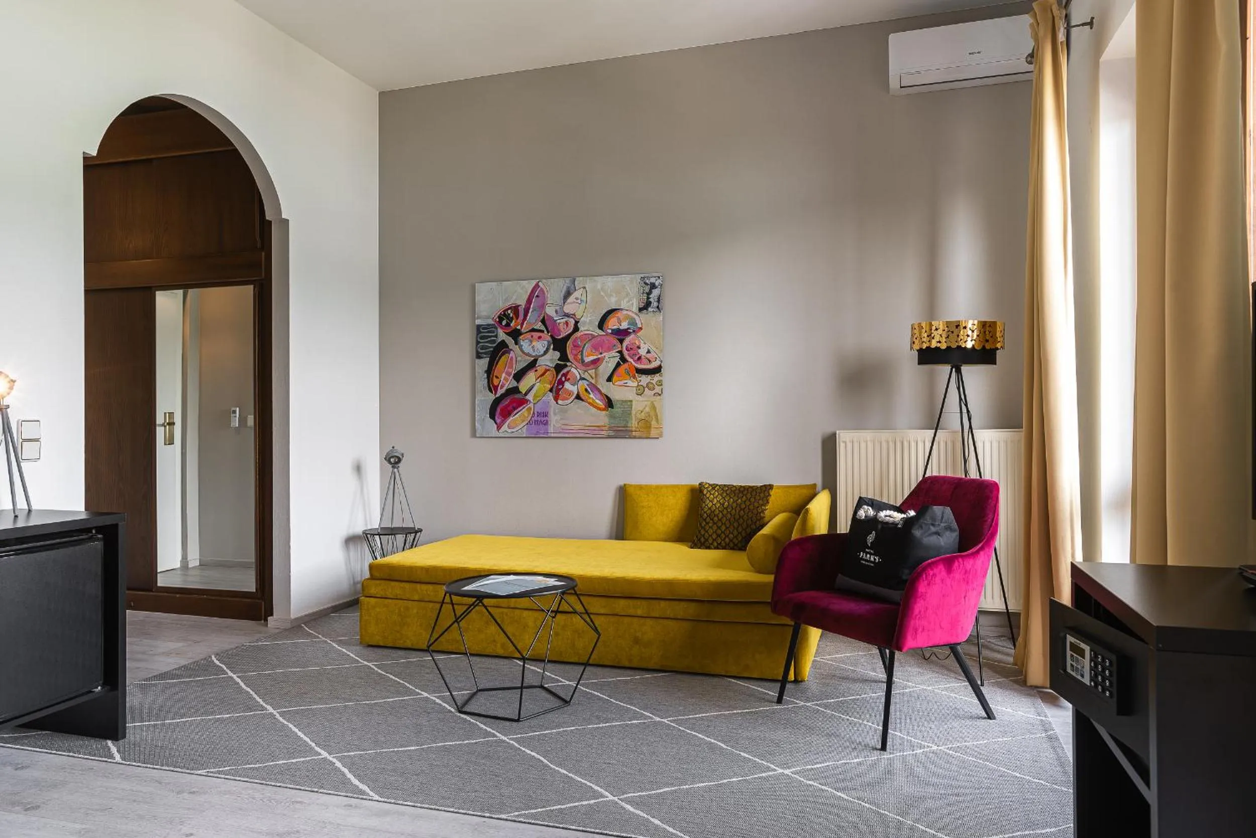 Photo of the whole room in Hotel Parks