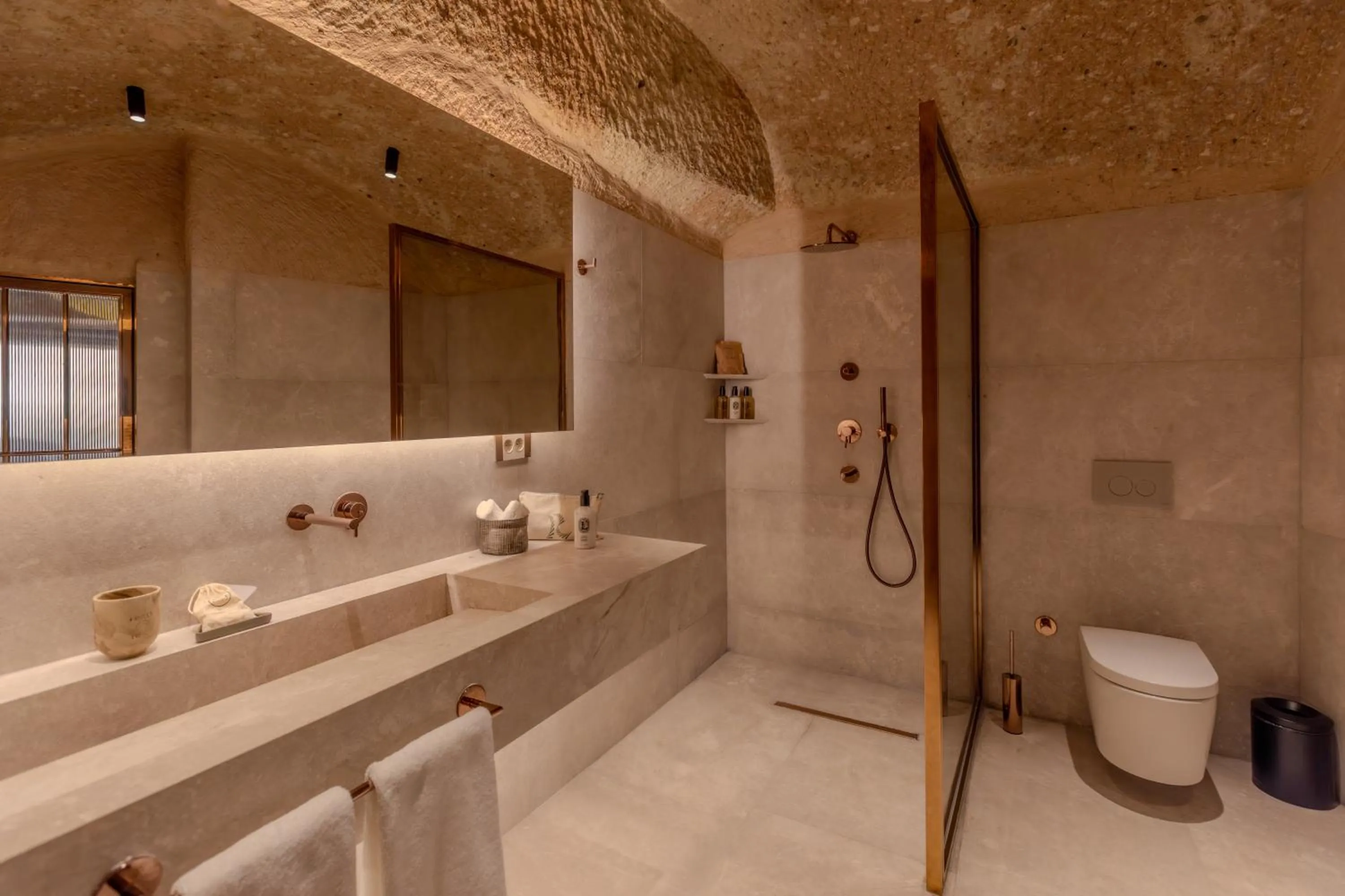 Shower in Avantgarde Refined Caves Of Cappadocia