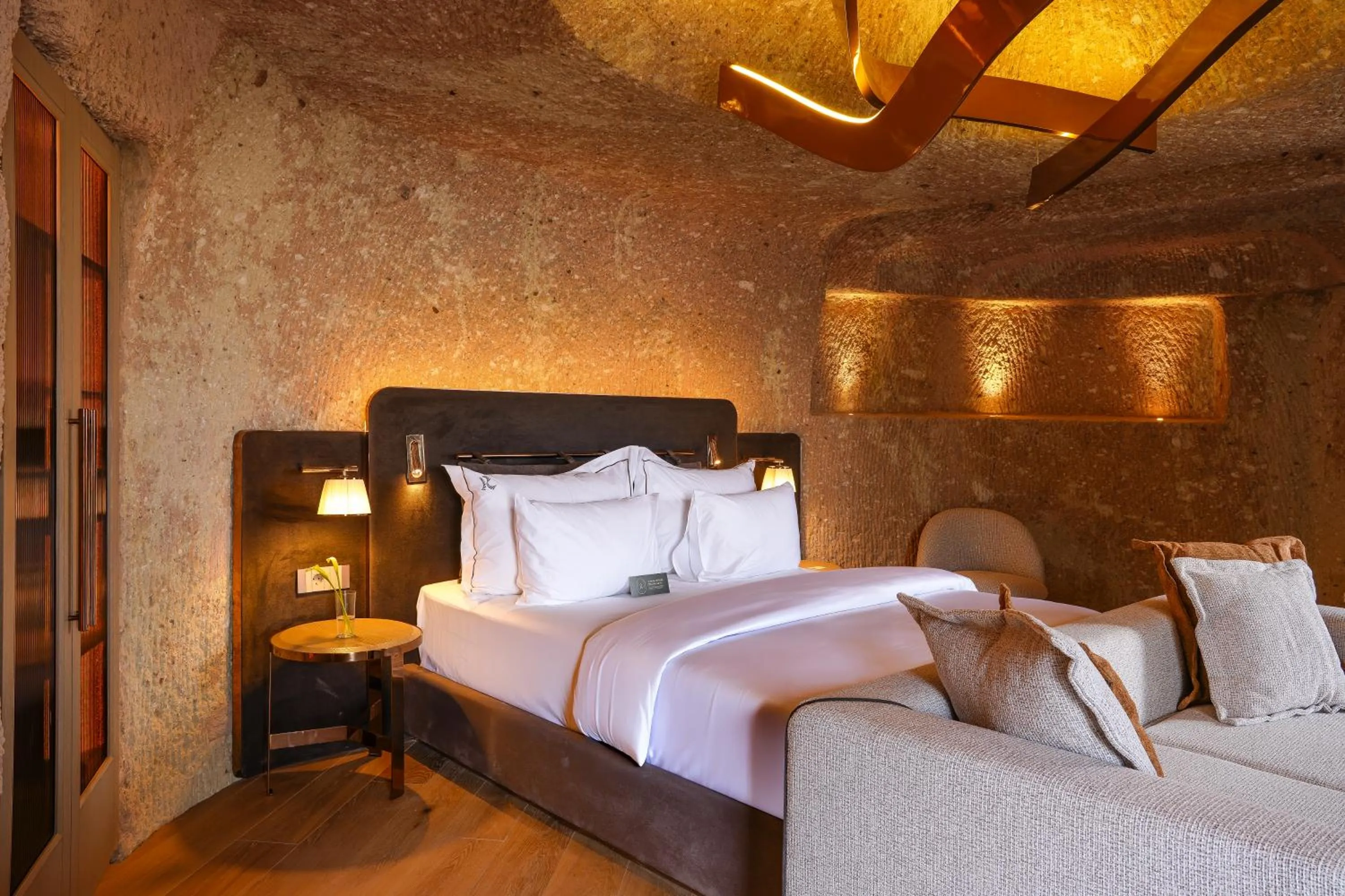 Bed in Avantgarde Refined Caves Of Cappadocia