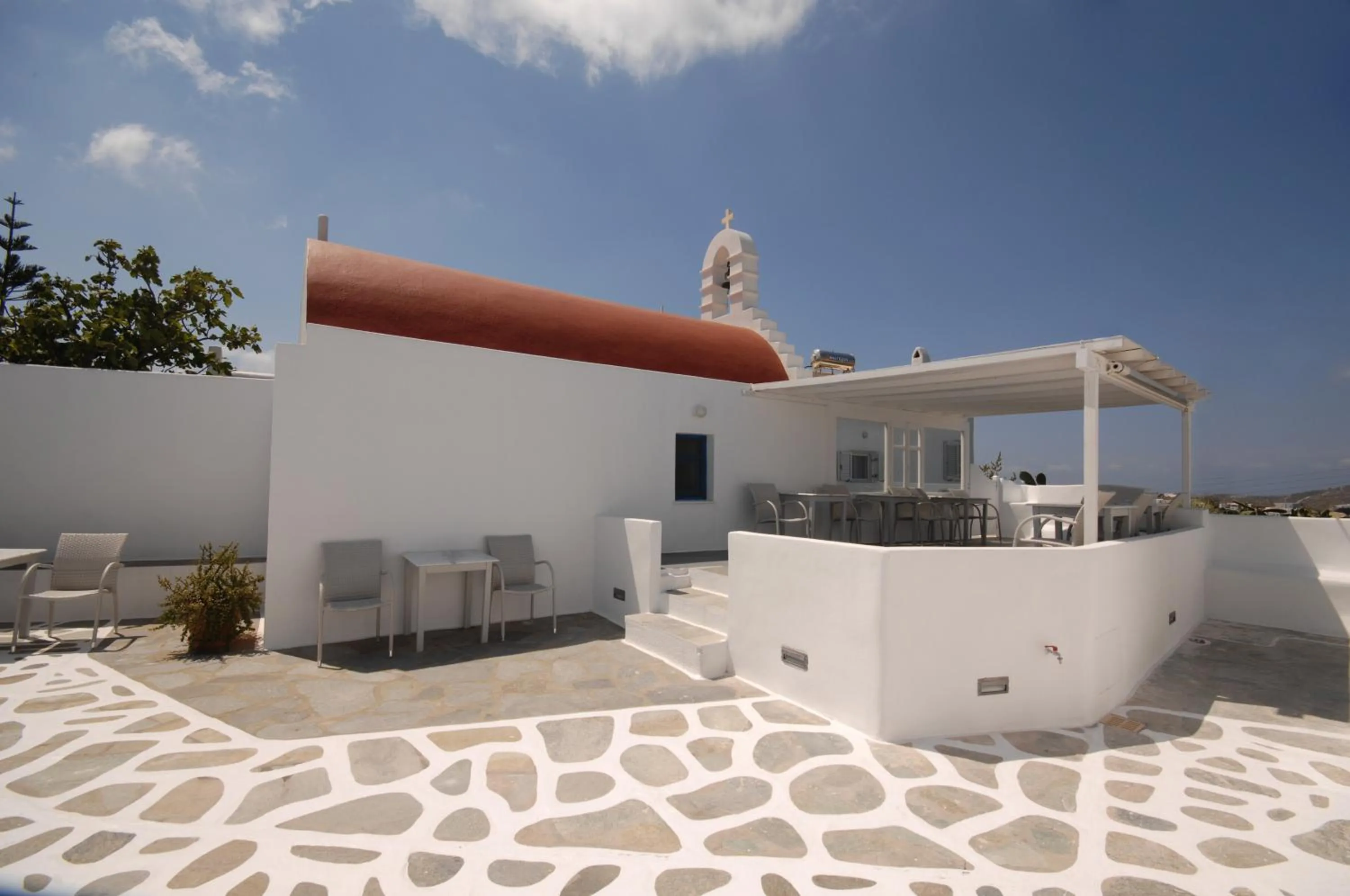 Facade/entrance in Hotel Milena