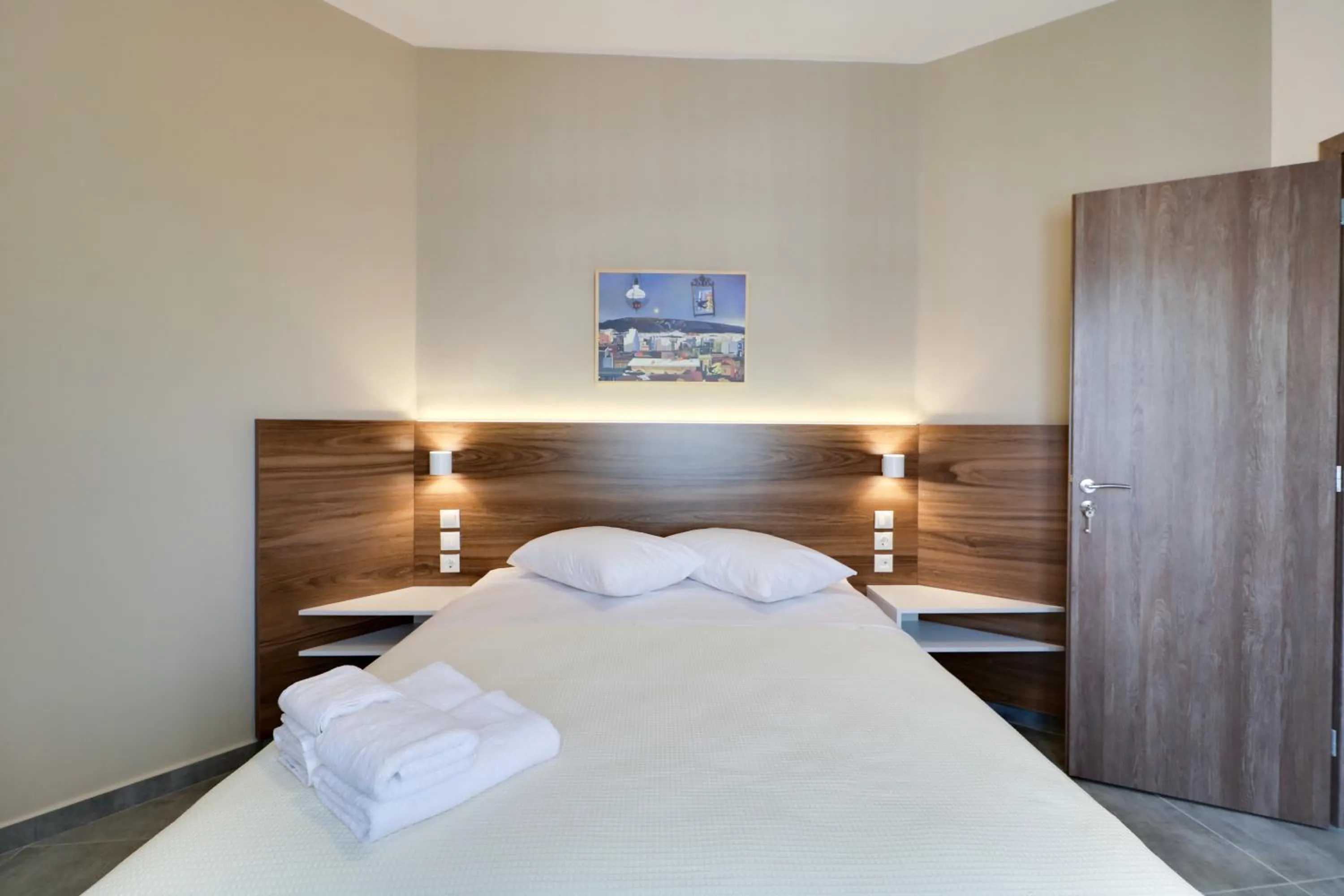 Bedroom, Bed in Athens Comfort