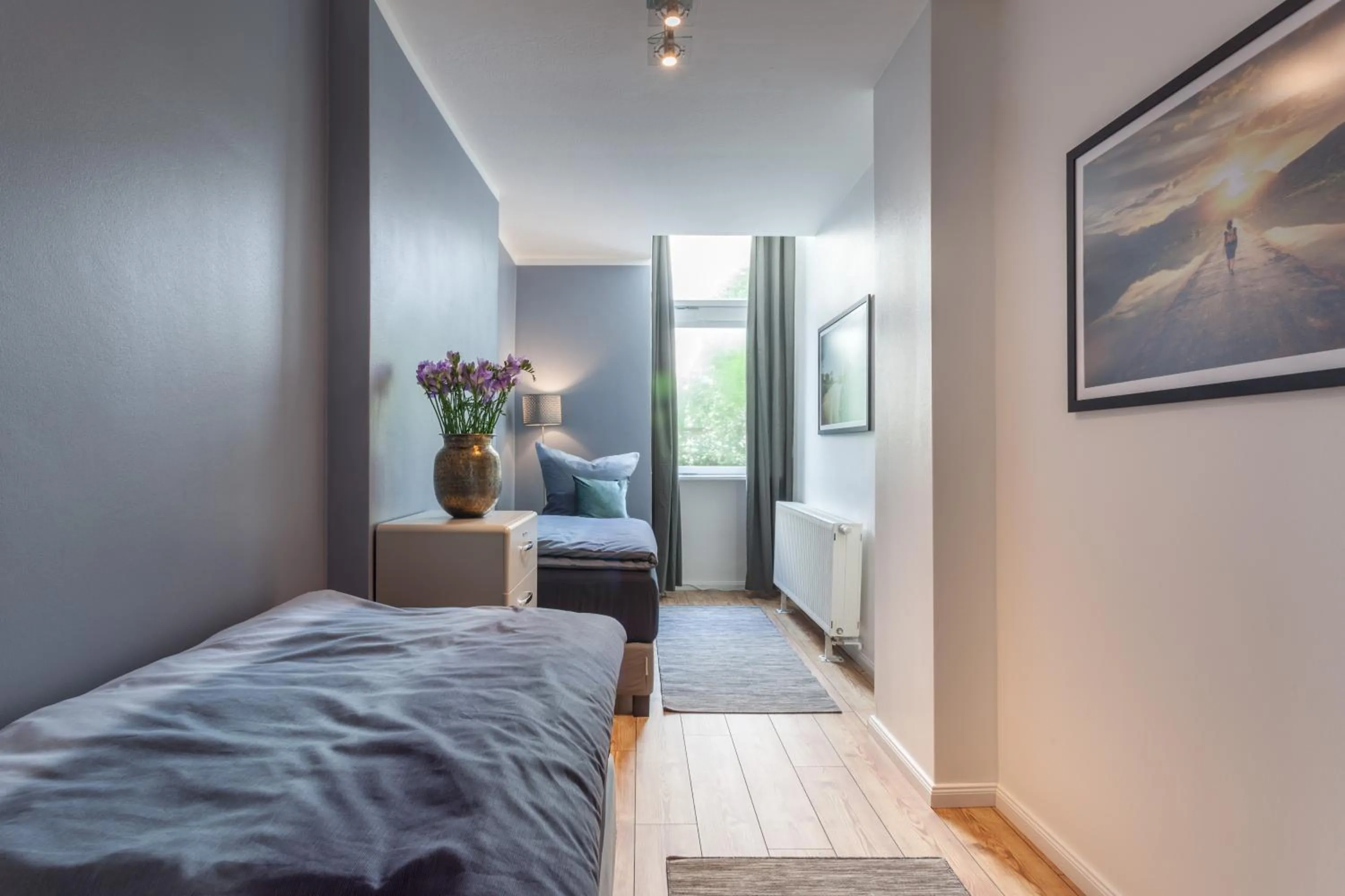 Bedroom, Bed in The Paul II - stylish & central 3 BR apartment, group & family friendly, 4- 6 Guests