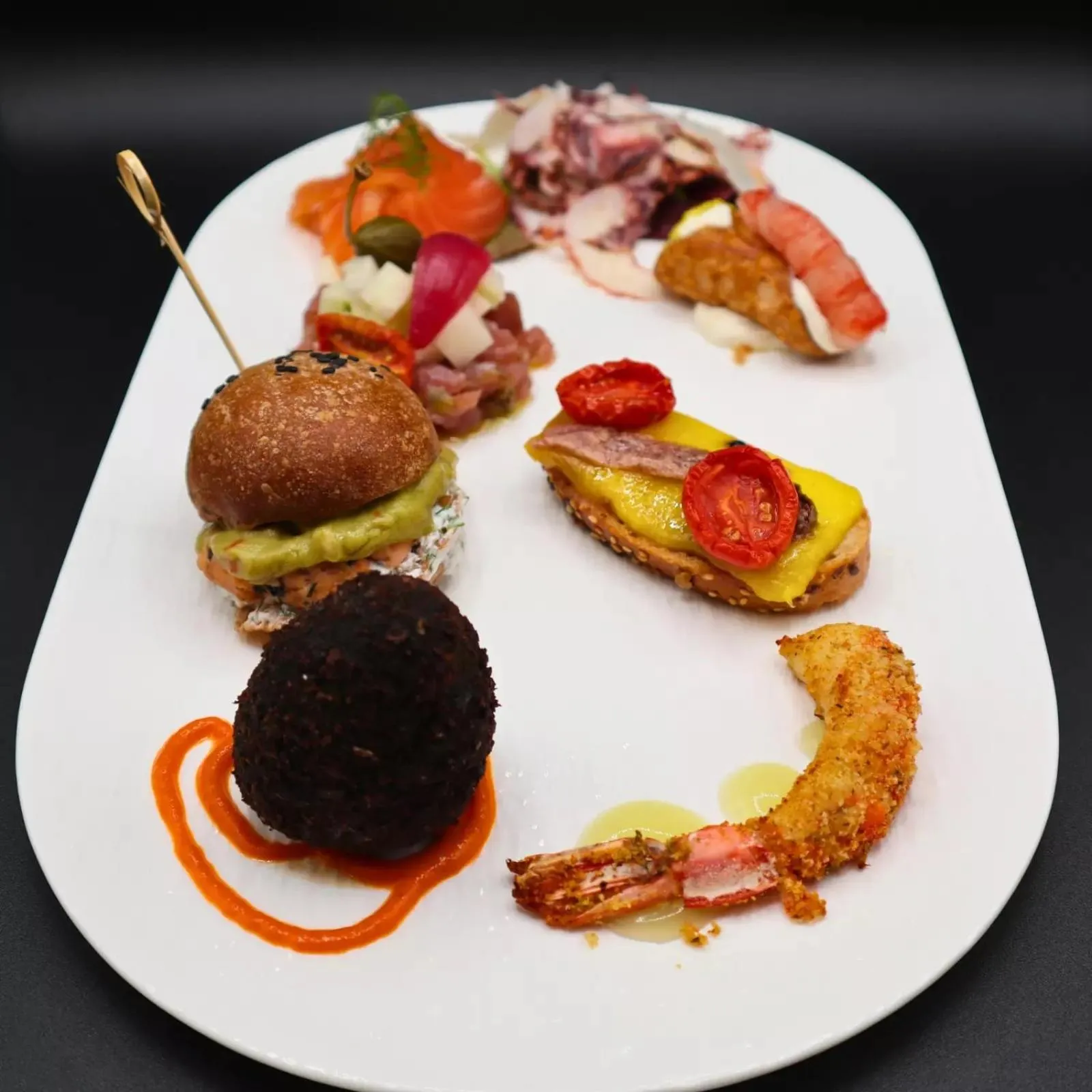 Restaurant/places to eat in Hotel Continental