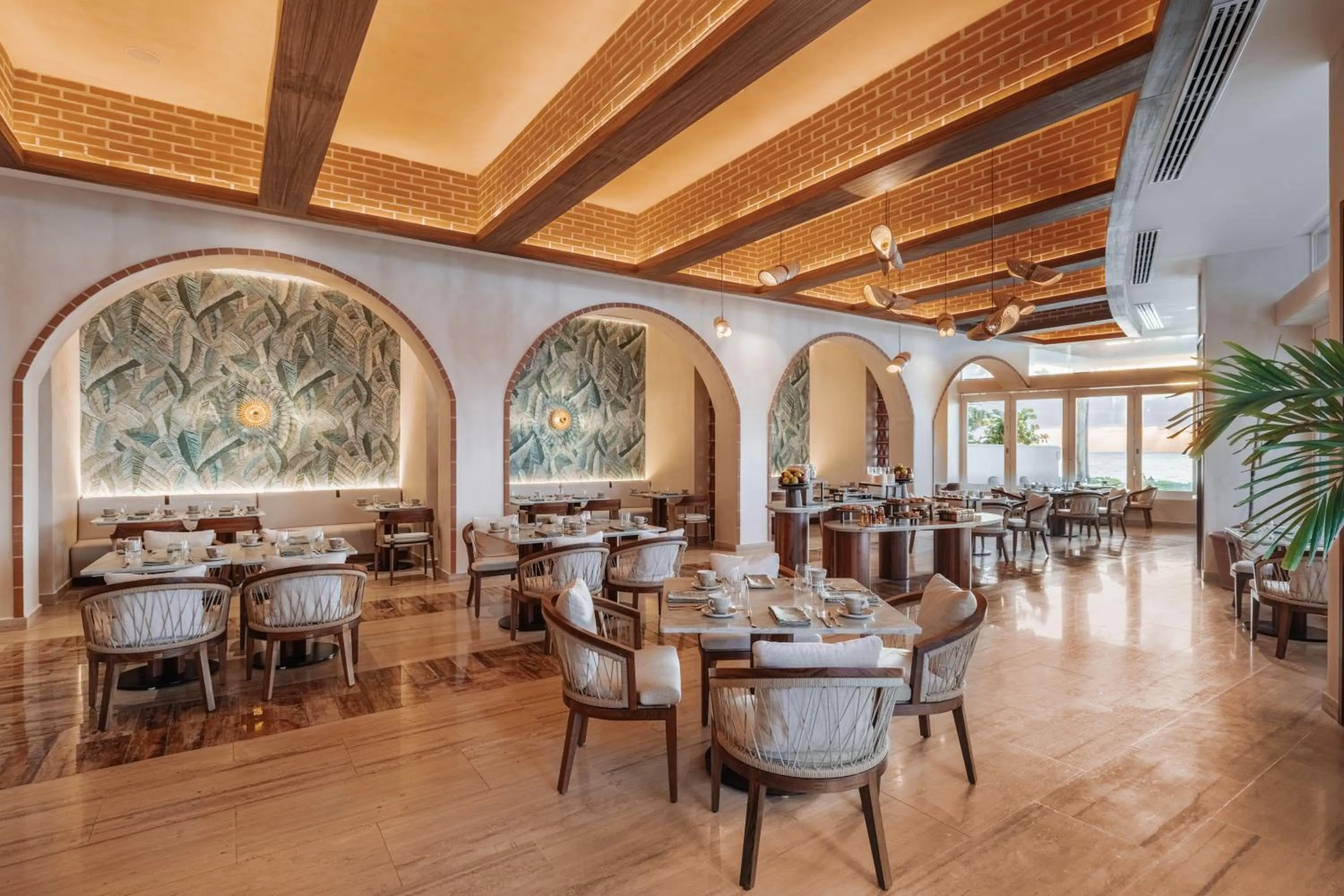 Restaurant/places to eat in Paraiso de la Bonita Adult All-Inclusive, a Luxury Collection Resort