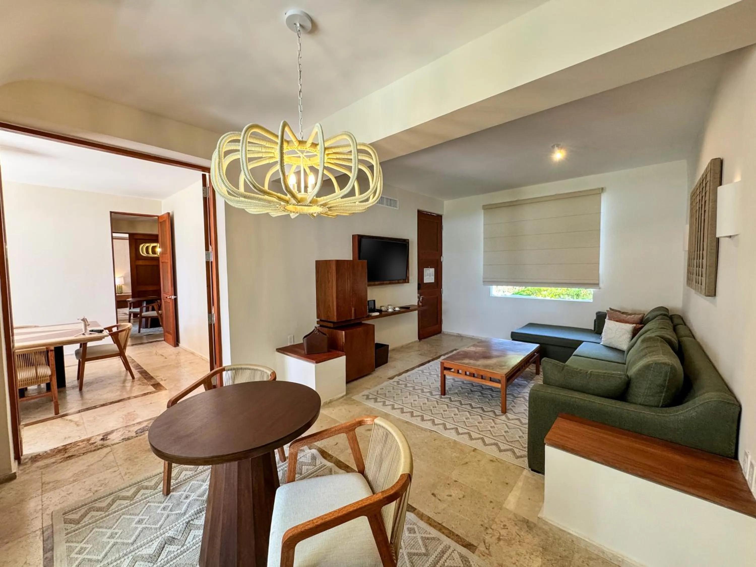 Coffee/tea facilities in Paraiso de la Bonita Adult All-Inclusive, Member of Royalton Reserve Collection