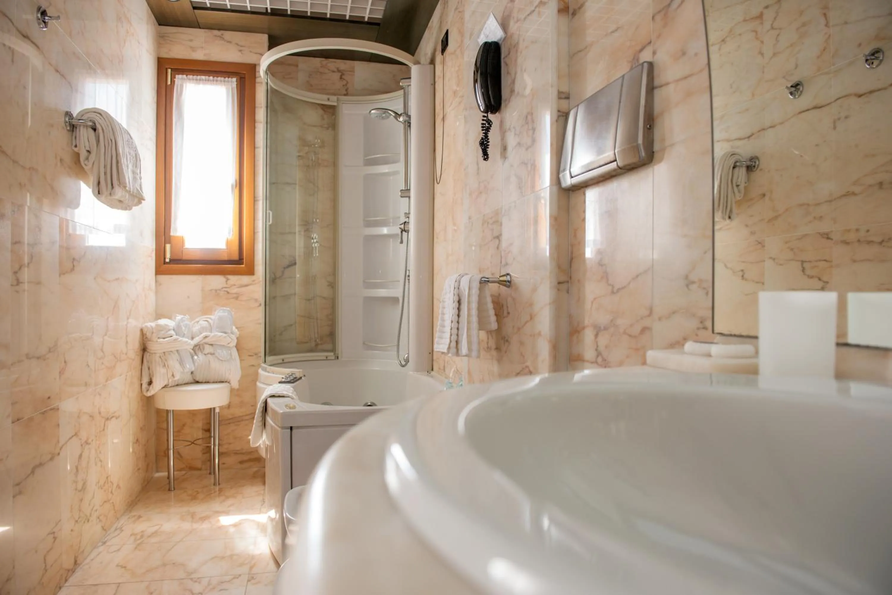 Bathroom in Pizzomunno Vieste Palace Hotel