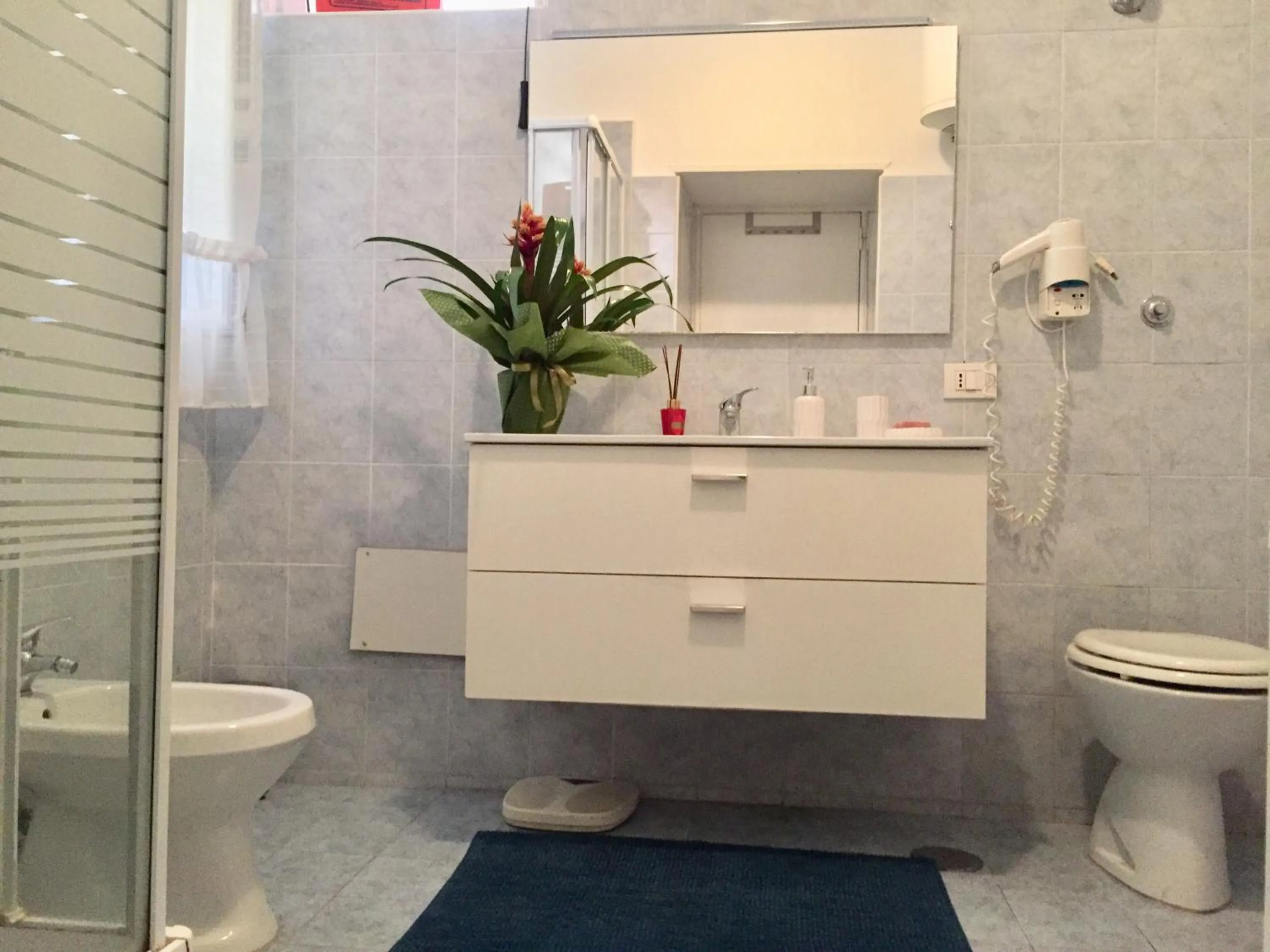 Vesuvio House appartamento indipendente e centrale