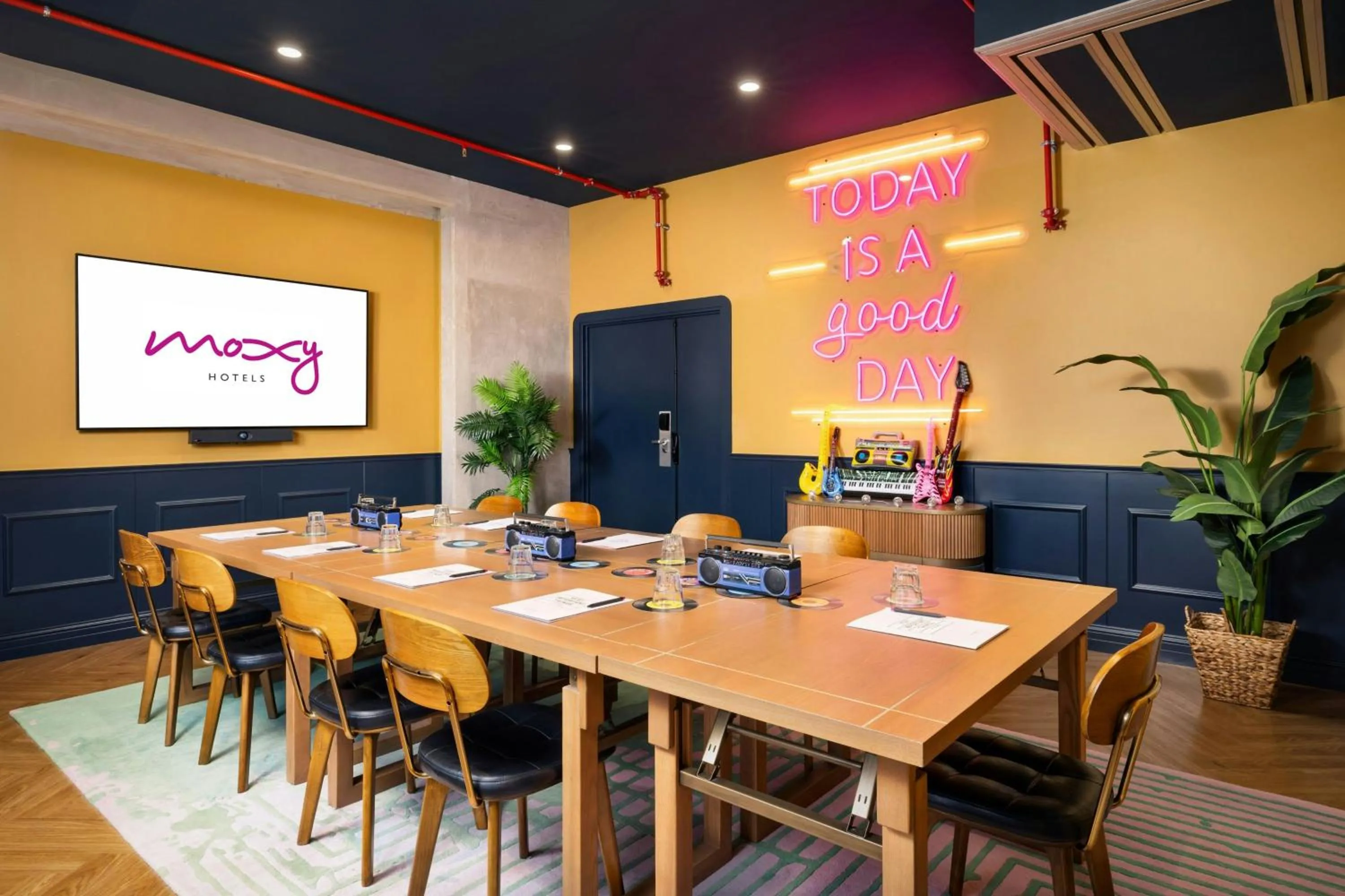 Meeting/conference room in Moxy Paris La Villette