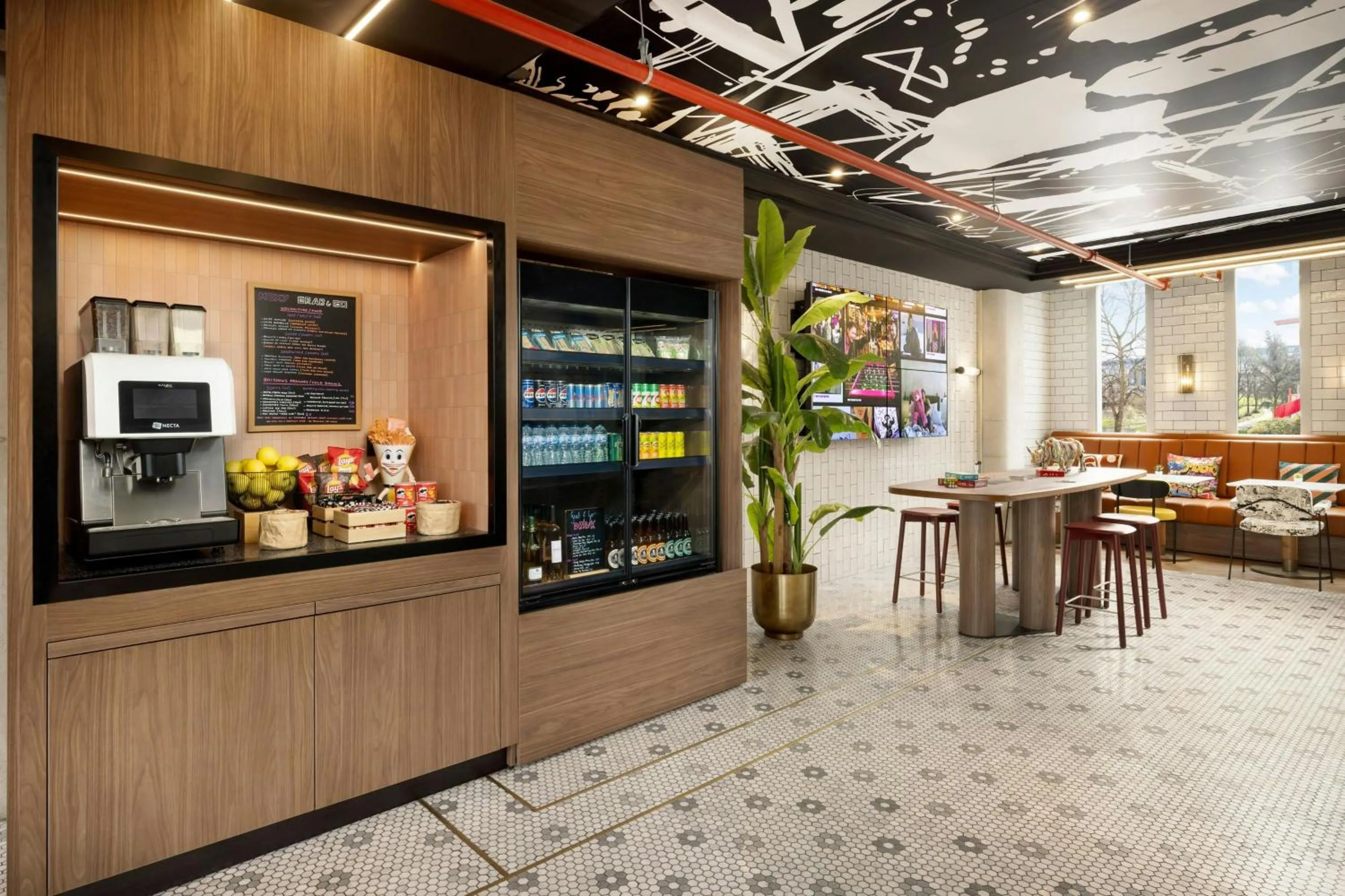 Restaurant/places to eat in Moxy Paris La Villette