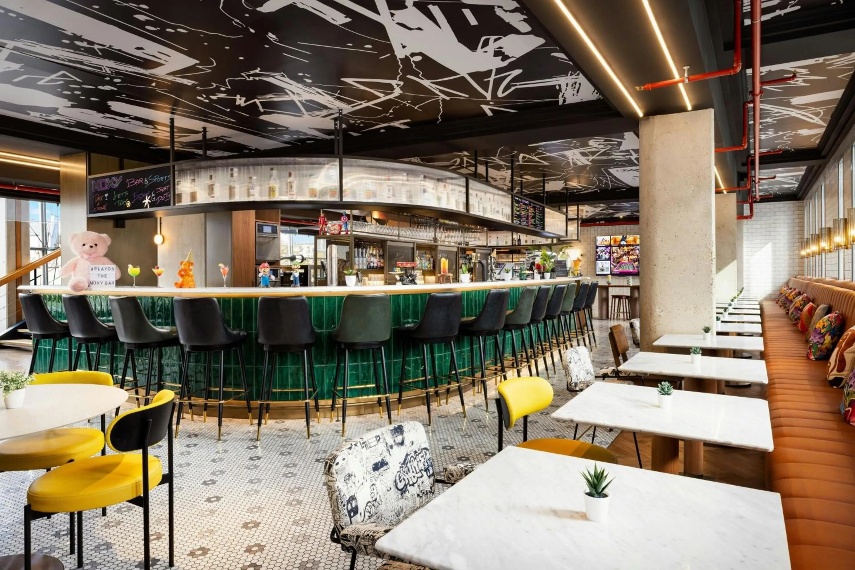 Restaurant/places to eat in Moxy Paris La Villette