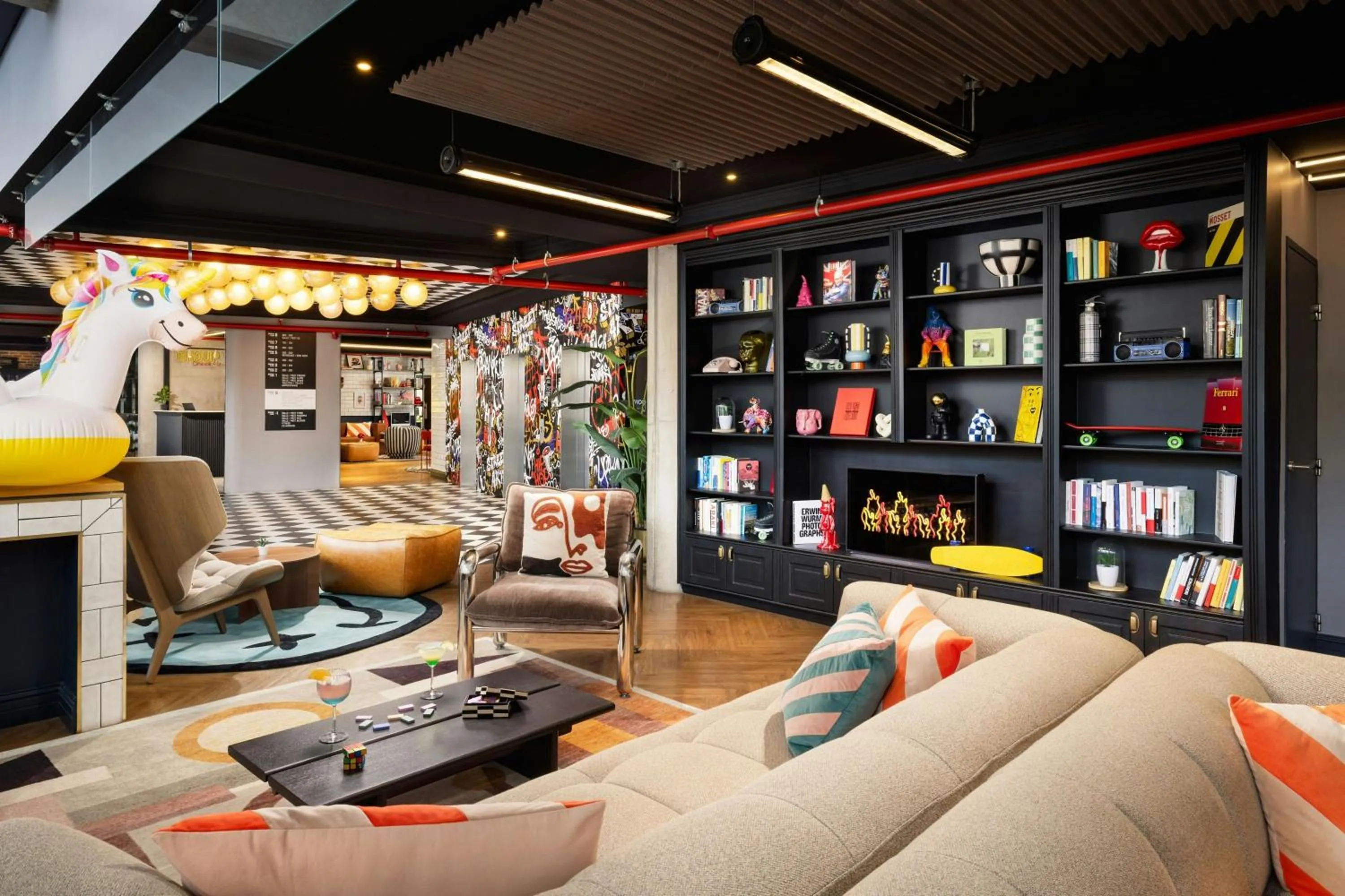 Lobby or reception in Moxy Paris La Villette