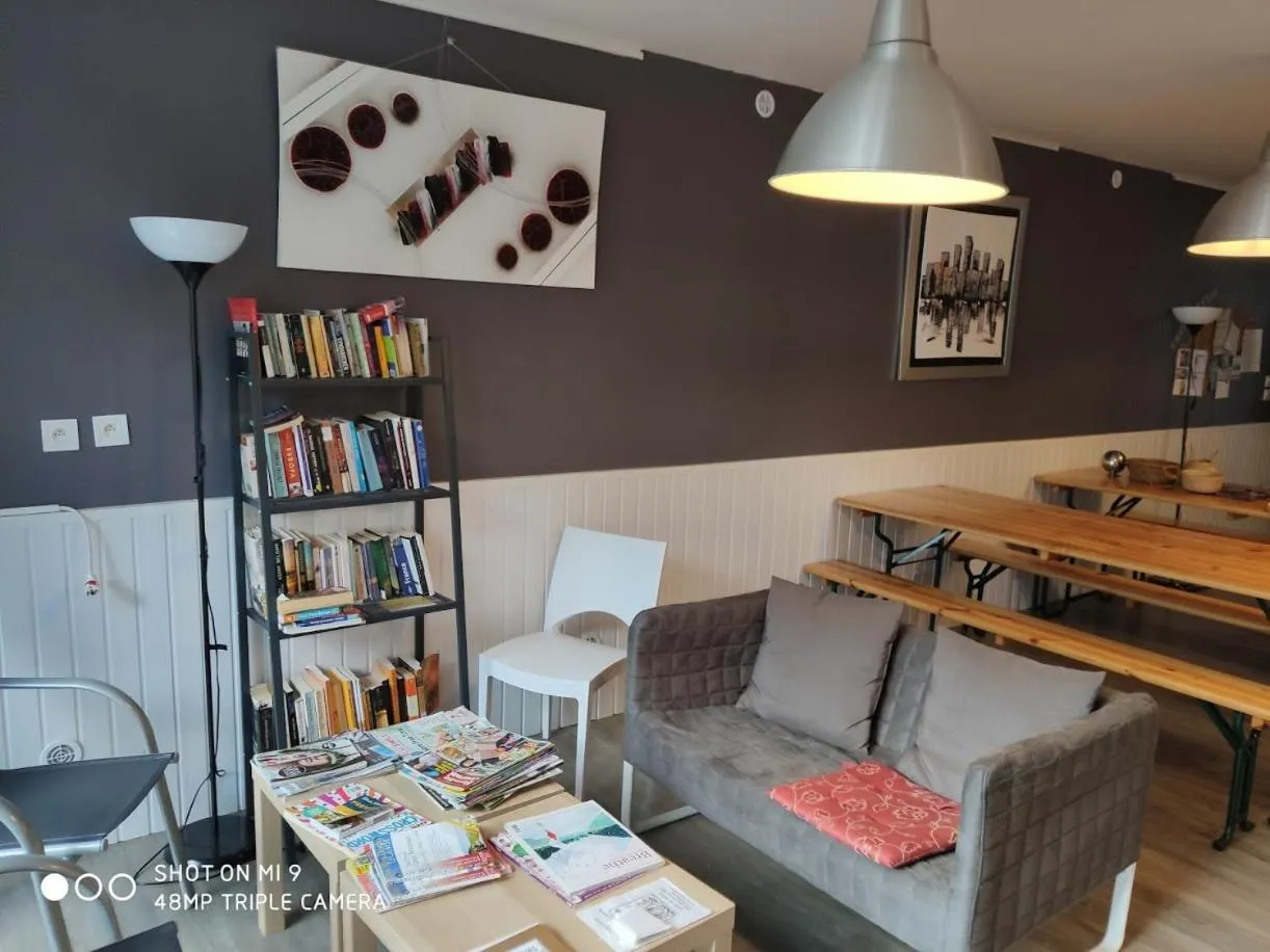 Library in Gîte Le Chemin vers l'Etoile