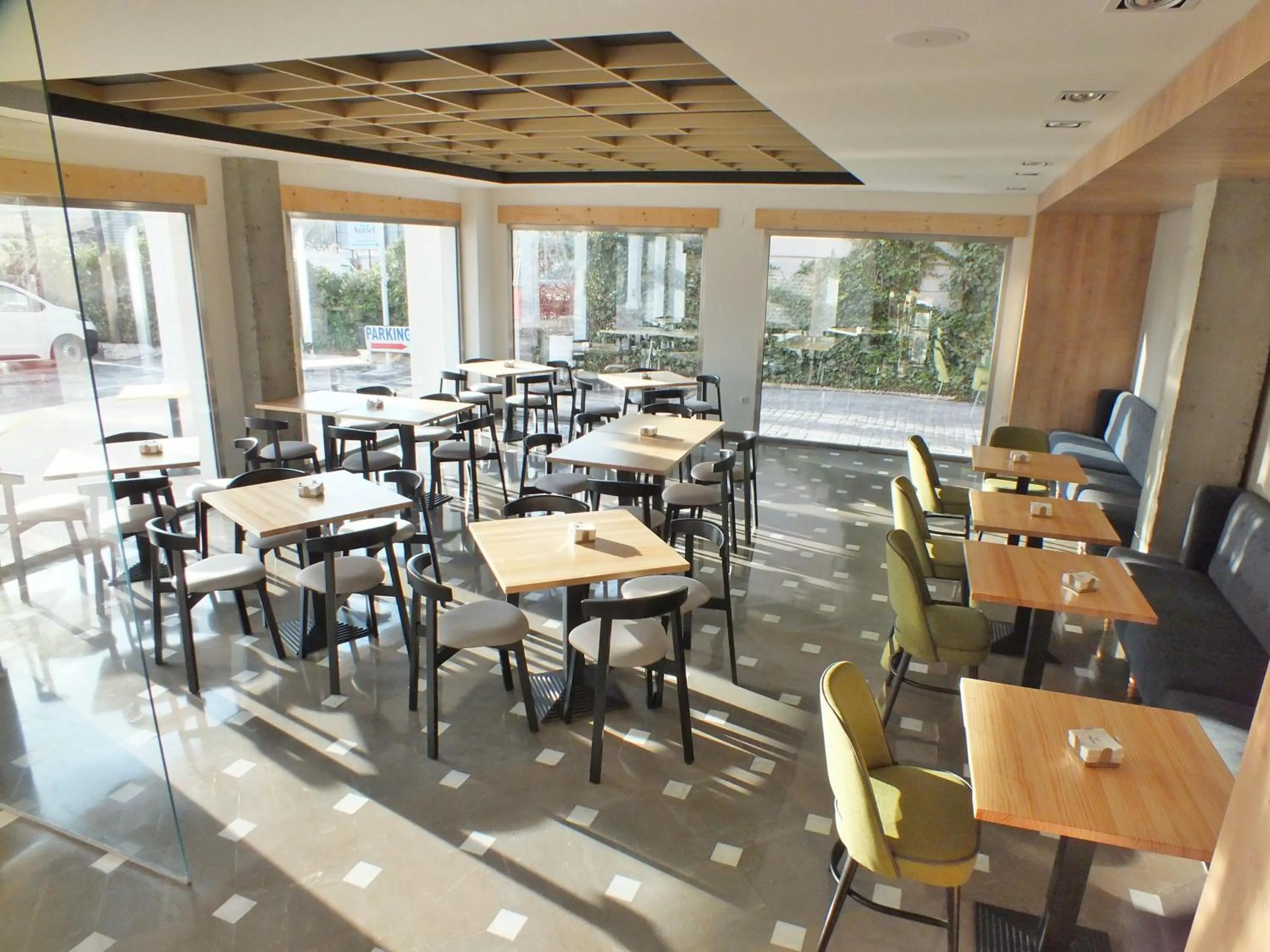 Restaurant/places to eat in Hotel Las Yucas