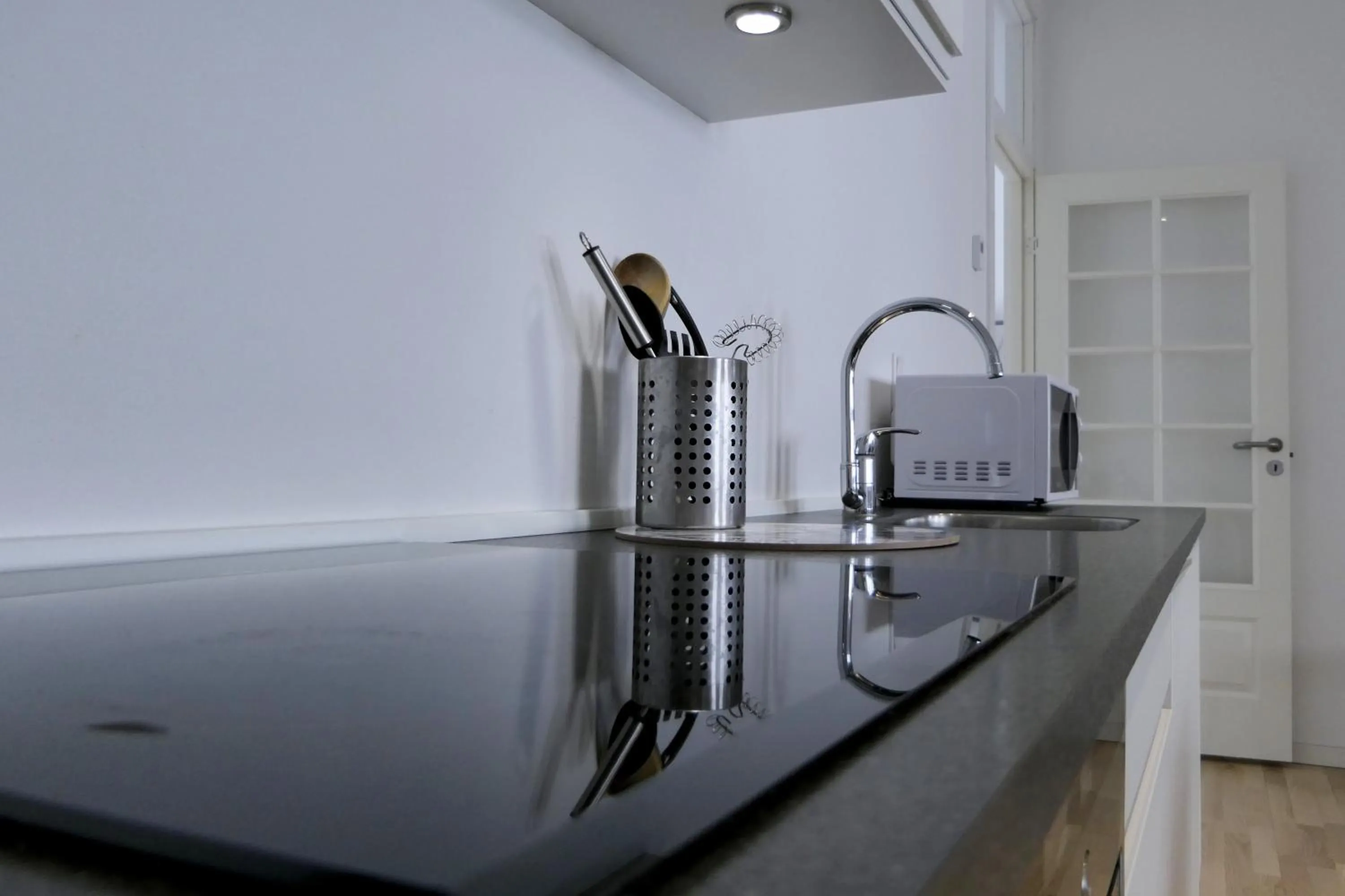 Kitchen or kitchenette in Dragør Hotel & Apartments