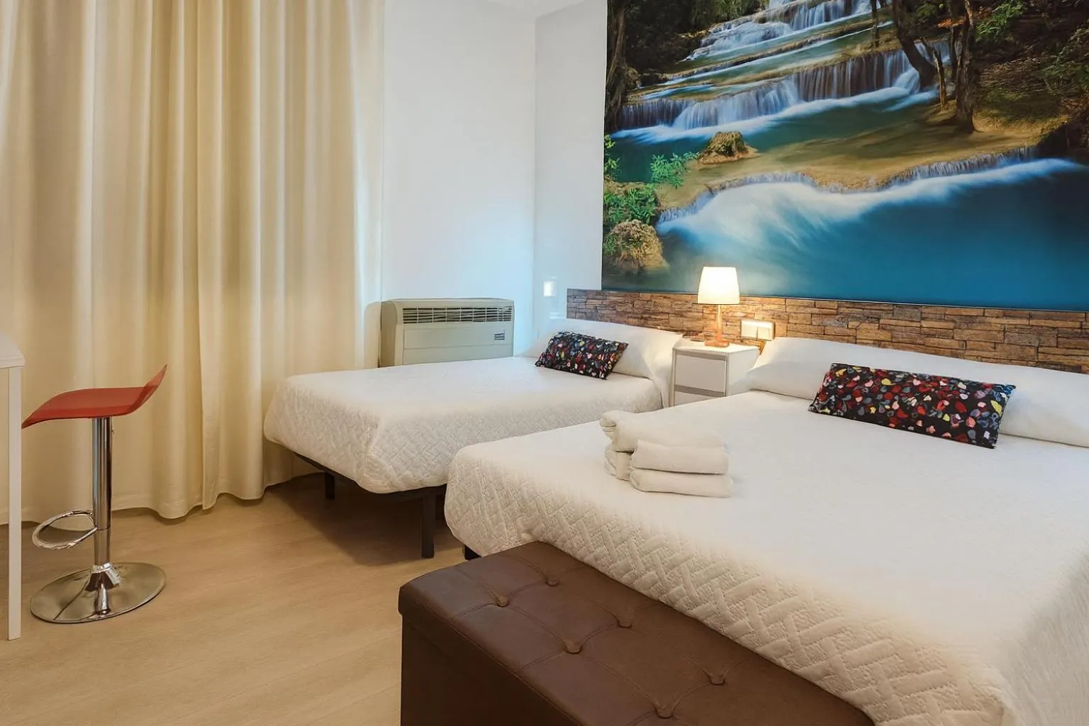 Bedroom, Bed in Hotel Al-Ándalus Peal, en Cazorla Comarca