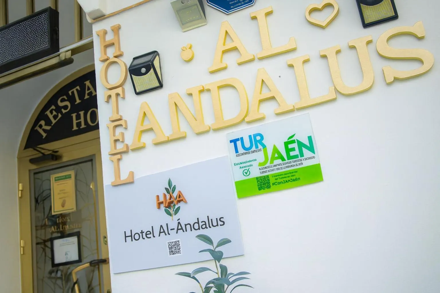 Facade/entrance in Hotel Al-Ándalus Peal, en Cazorla Comarca
