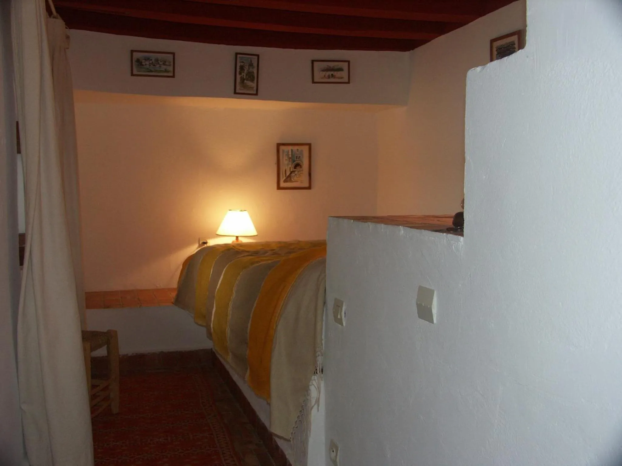 Photo of the whole room, Bed in Dar Ness