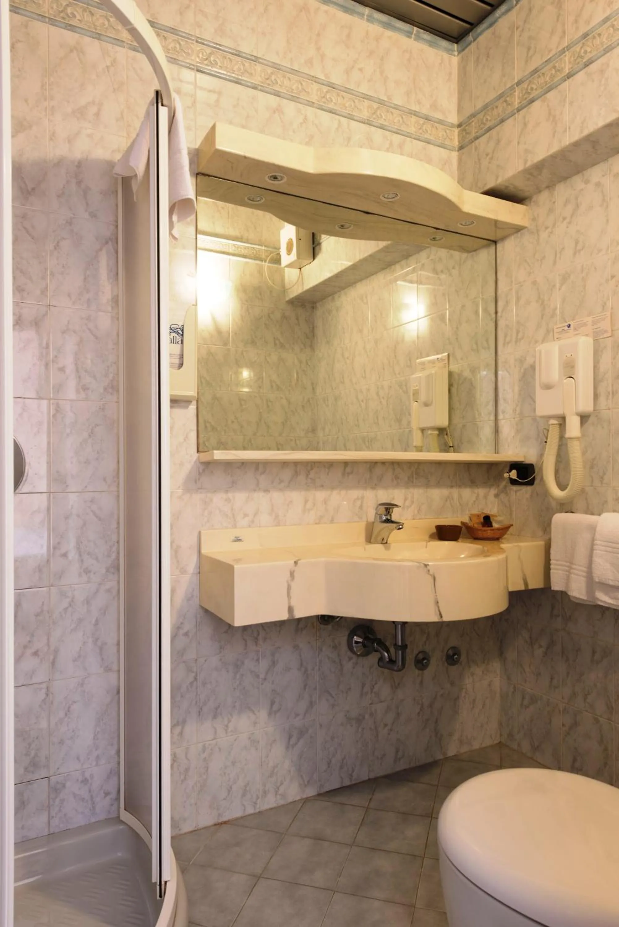 Bathroom in Hotel Maderno