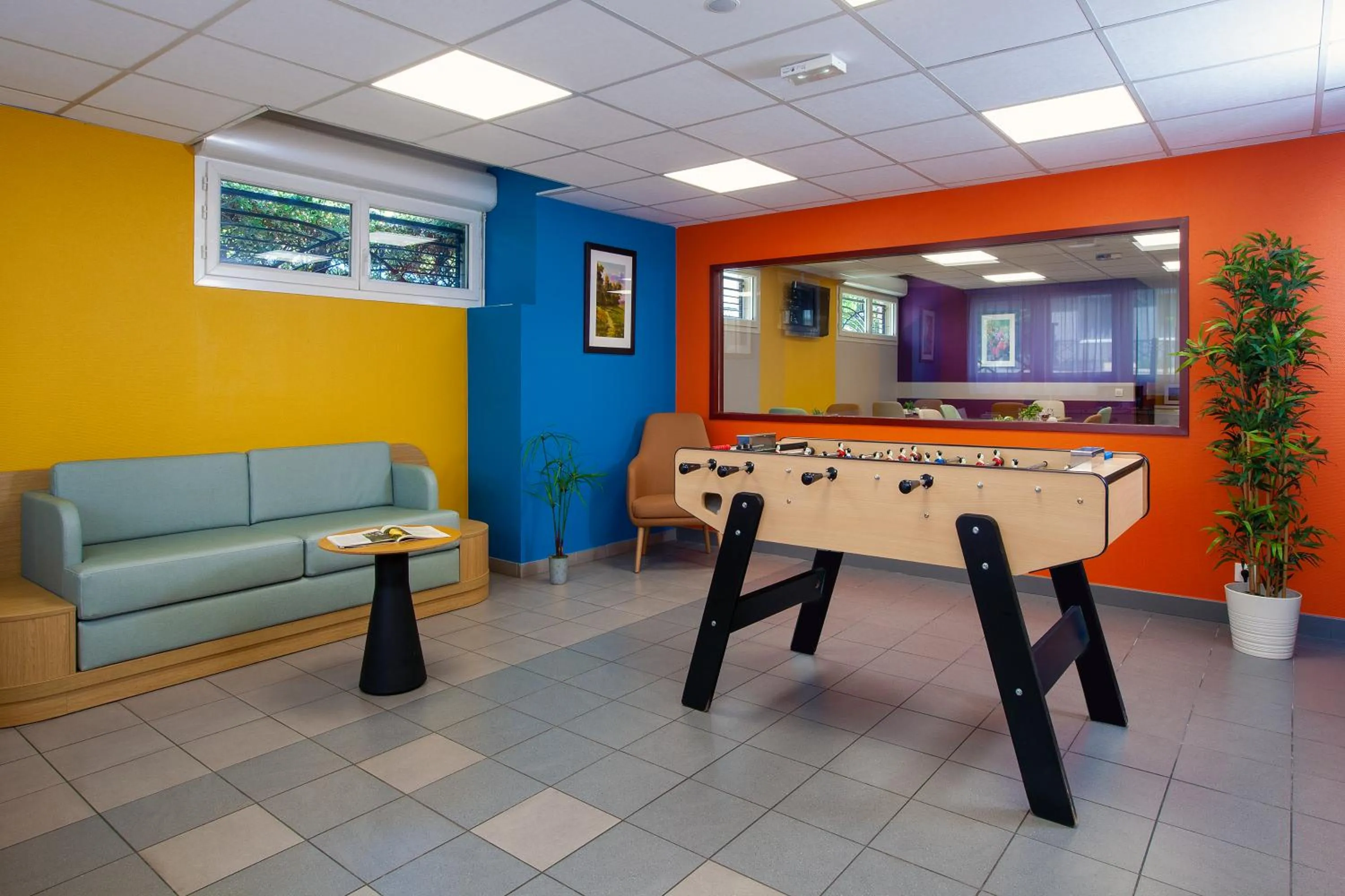 Game Room in Séjours & Affaires Paris-Nanterre