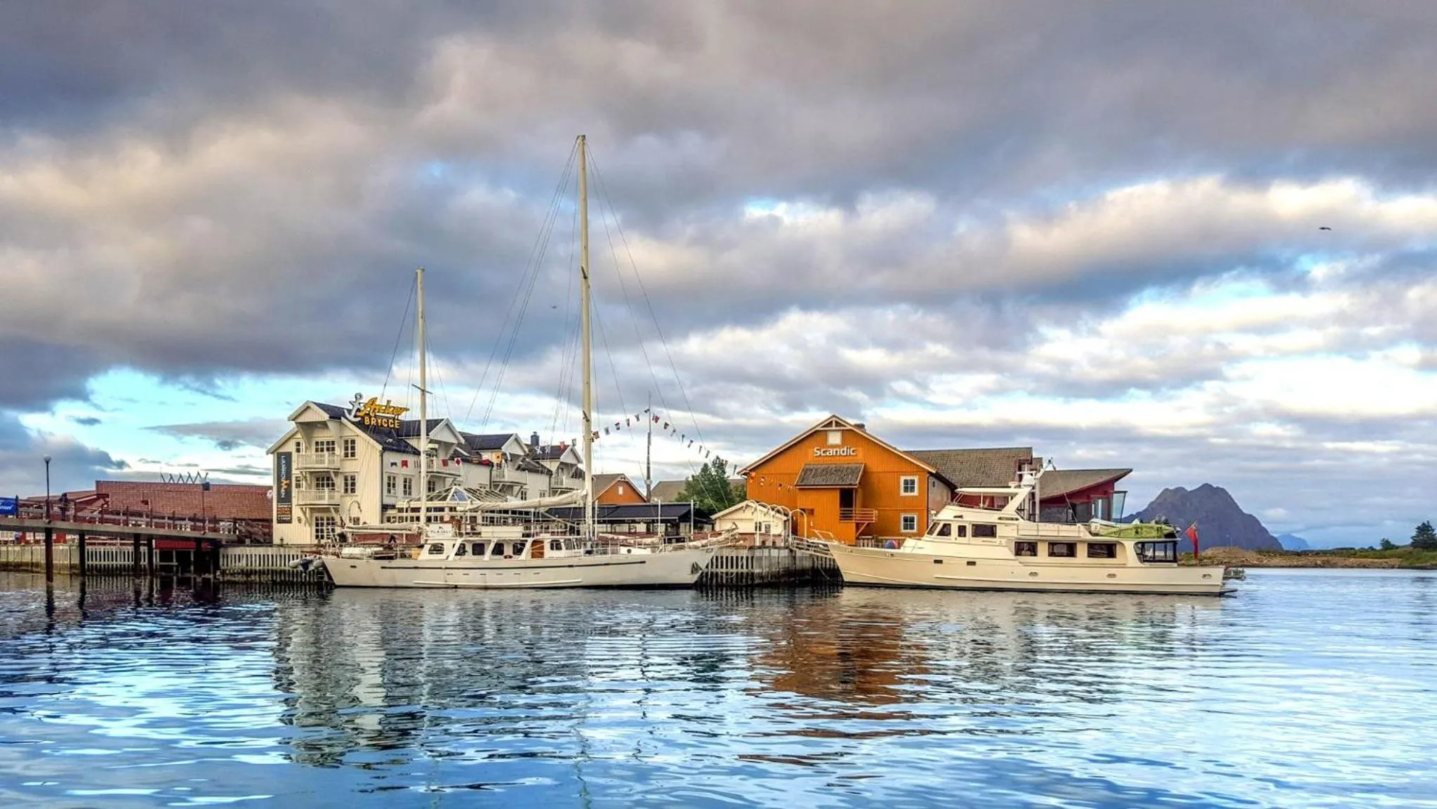 Restaurant/places to eat in Anker Brygge
