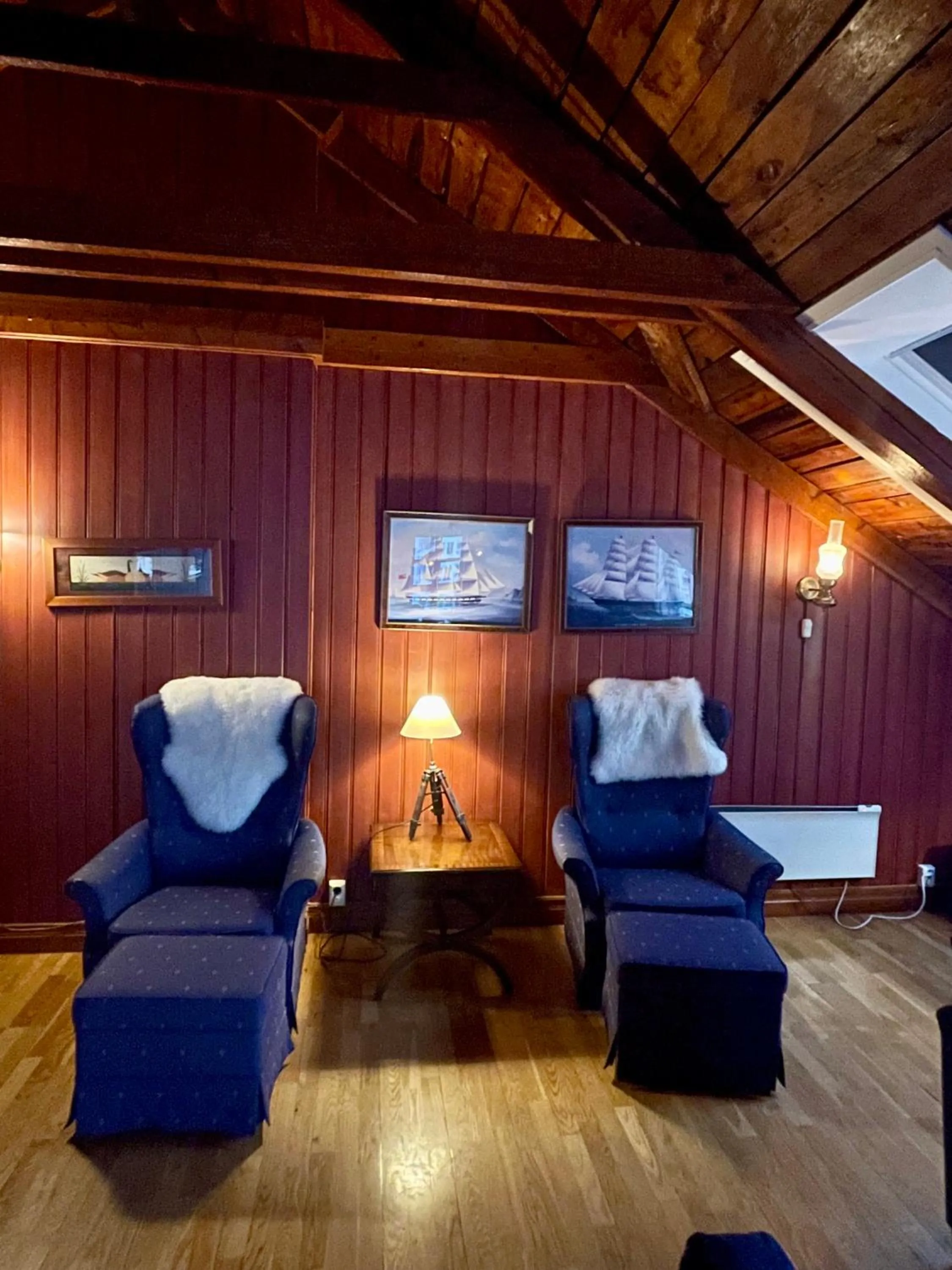 Living room, Bed in Anker Brygge