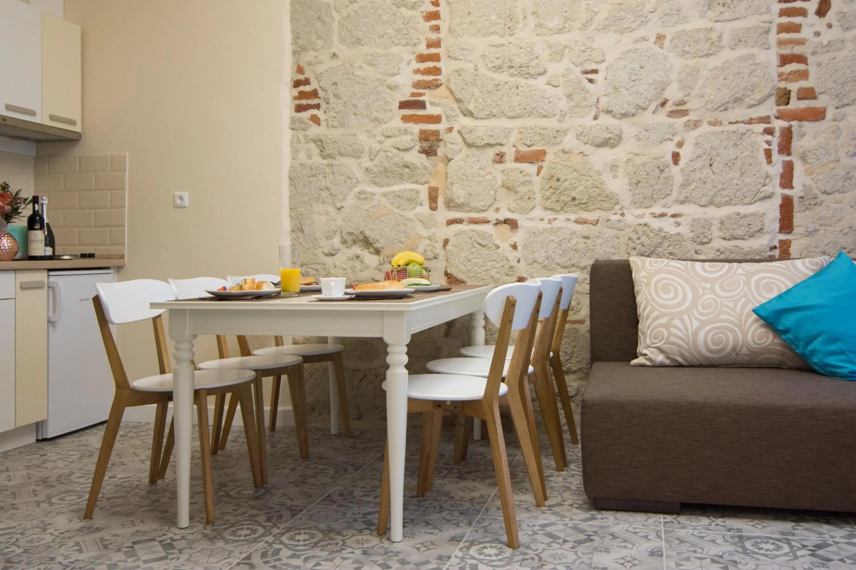 Zora Apartman