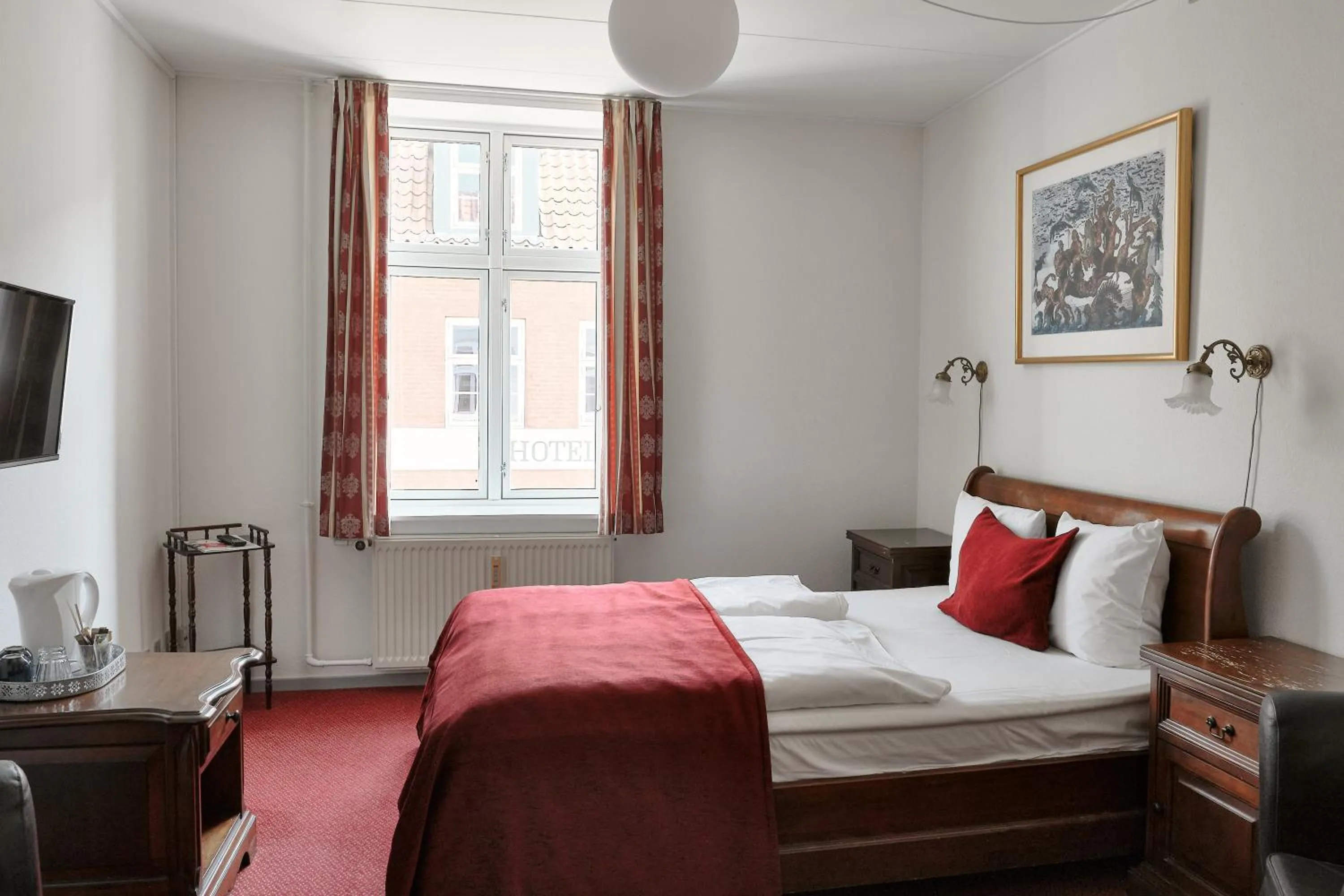 Bedroom, Bed in Hotel Ærø