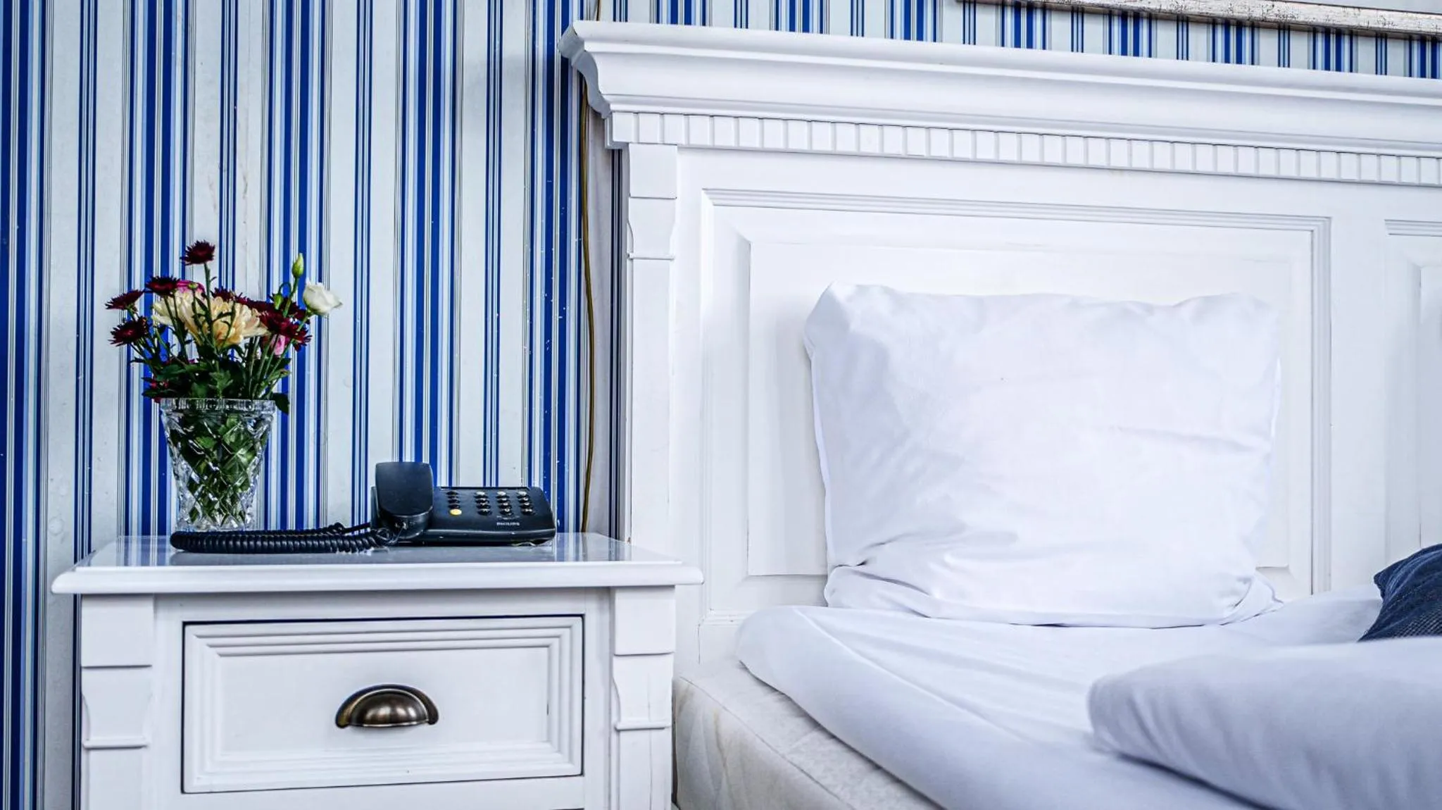 Bedroom, Bed in Hotel Ærø