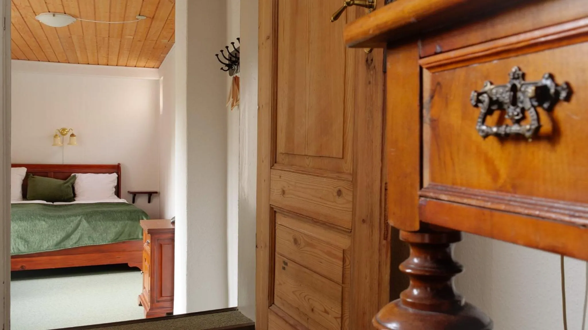 Bedroom, Bed in Hotel Ærø