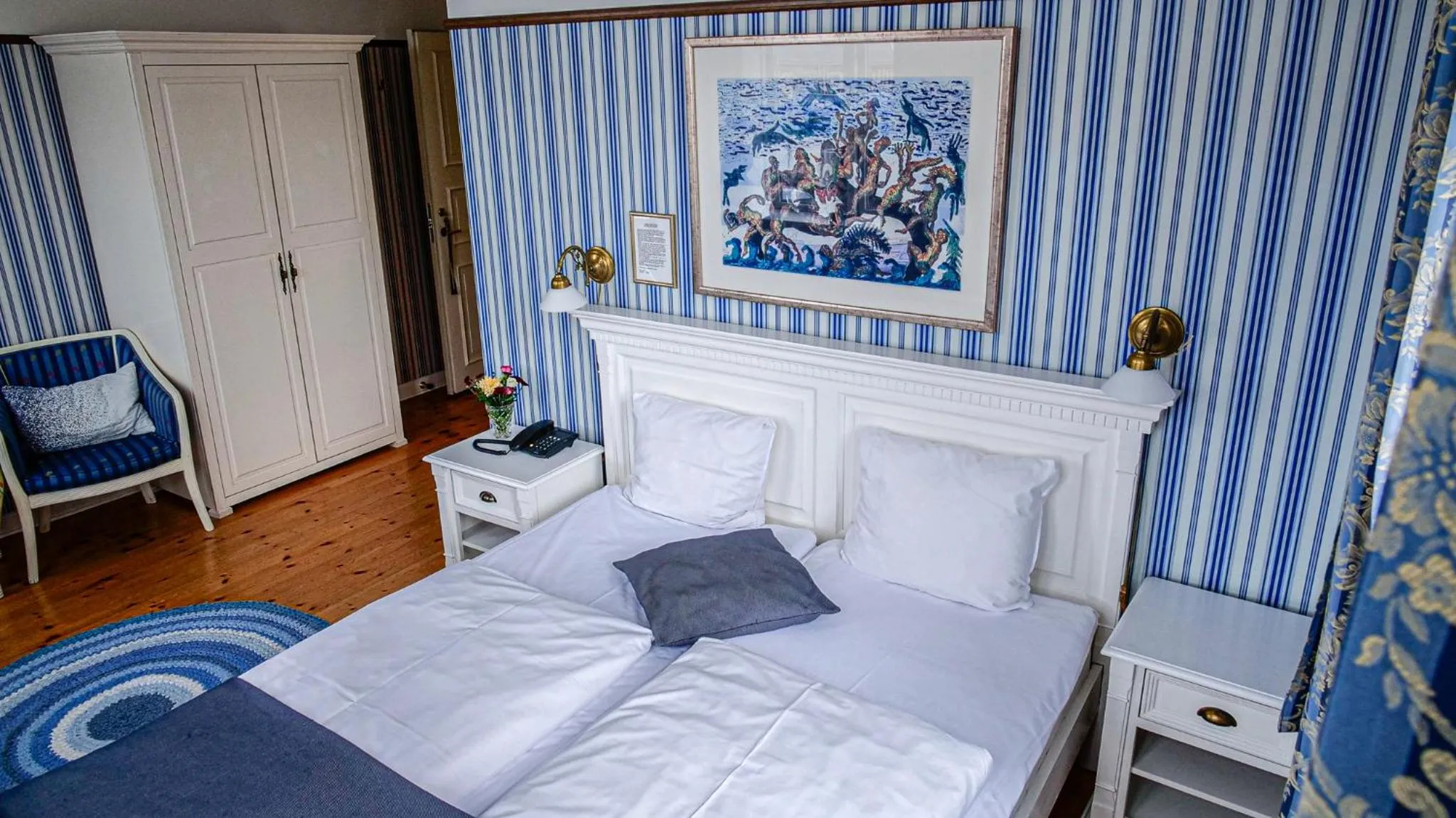 Bedroom, Bed in Hotel Ærø