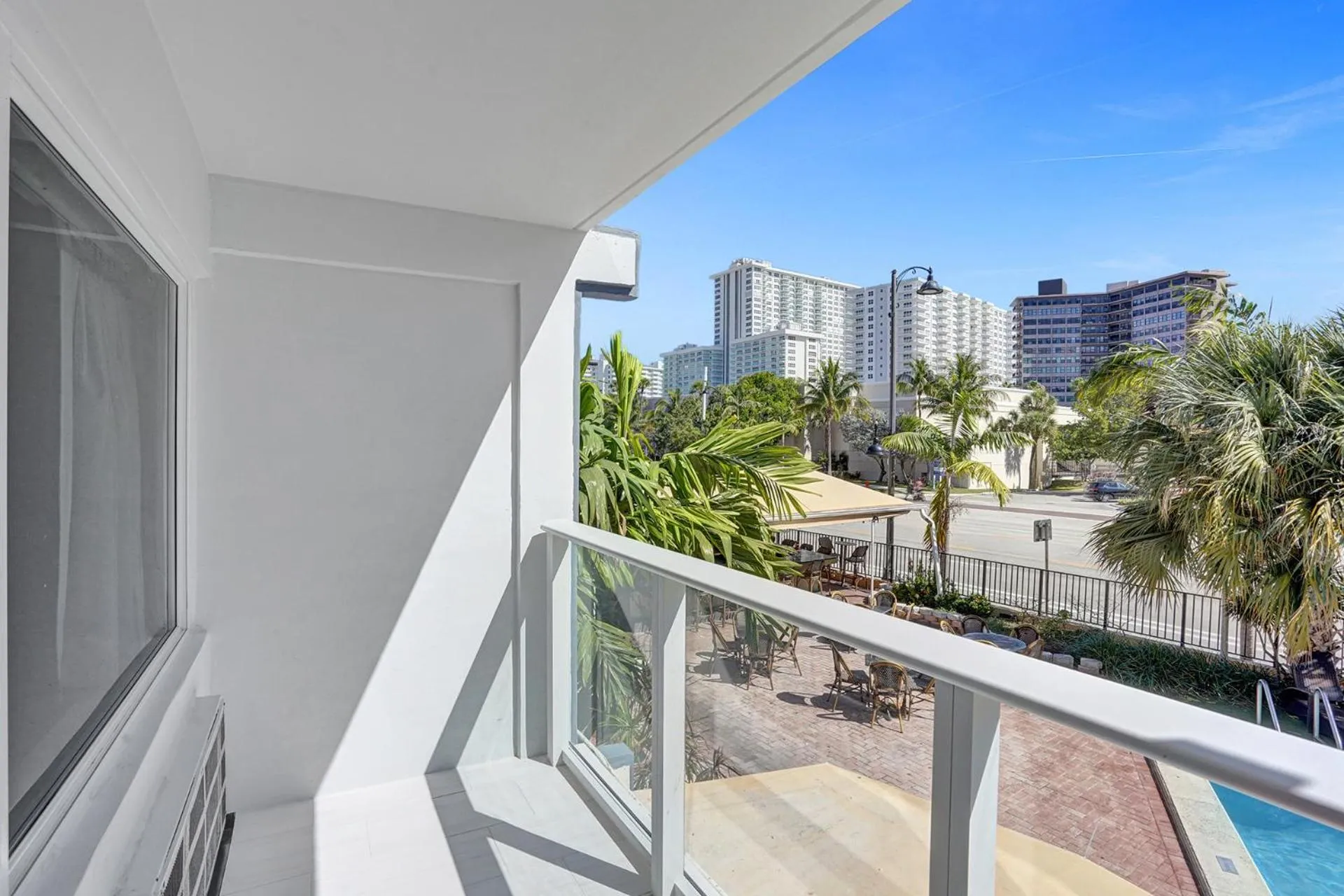 Balcony/Terrace in The Garden Hotel & Resort